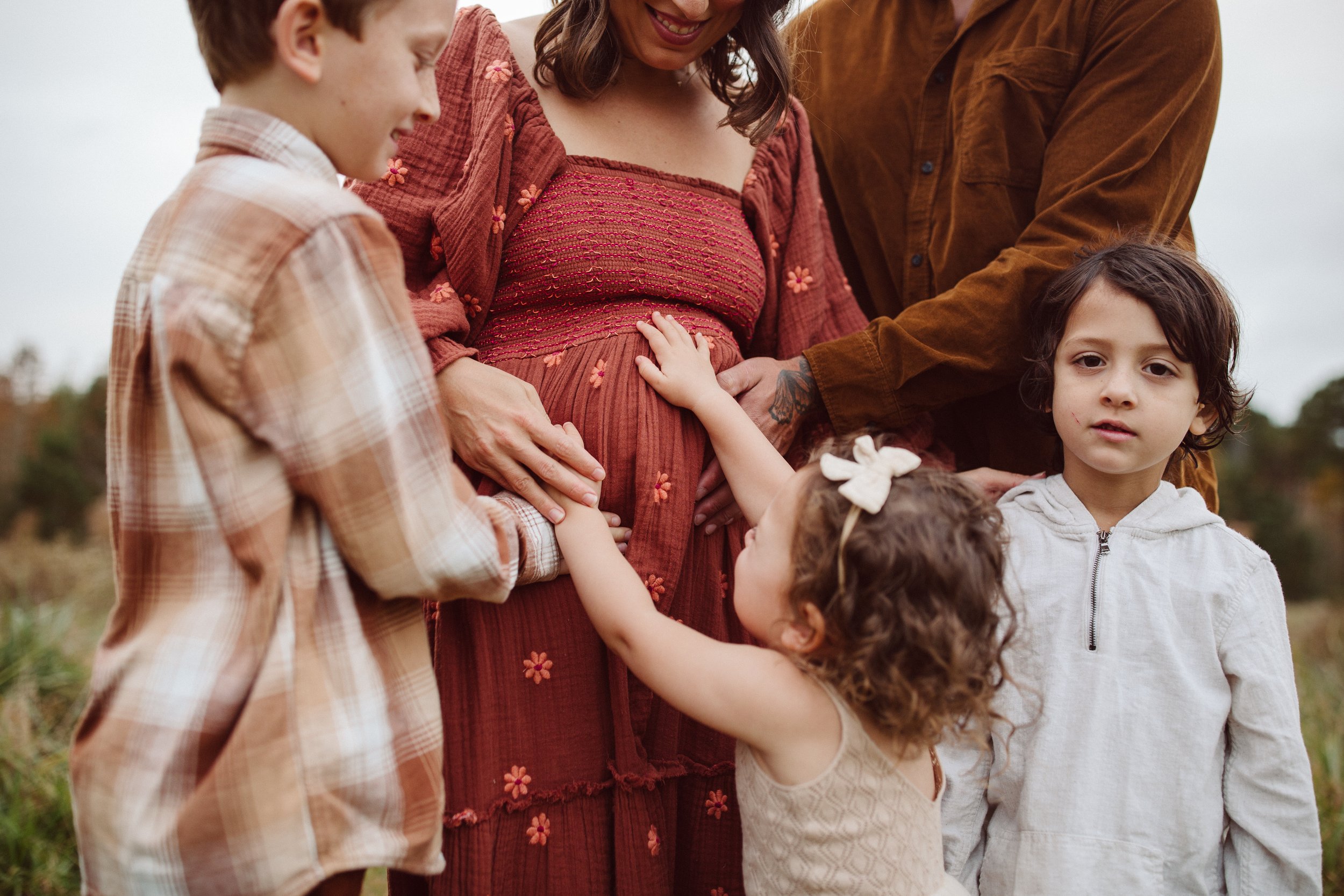 sweeney family baby announcement fall 2023 virginia beach virginia11_.jpg