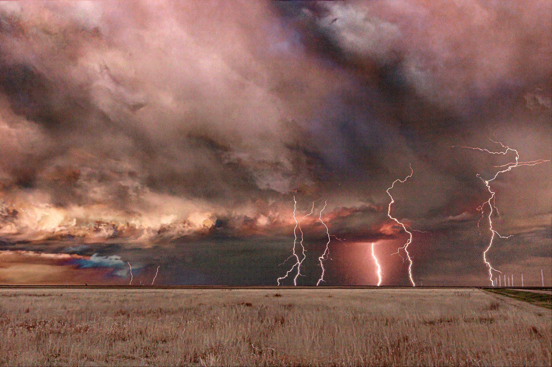 Isaacman Storm Chasing-5.jpg