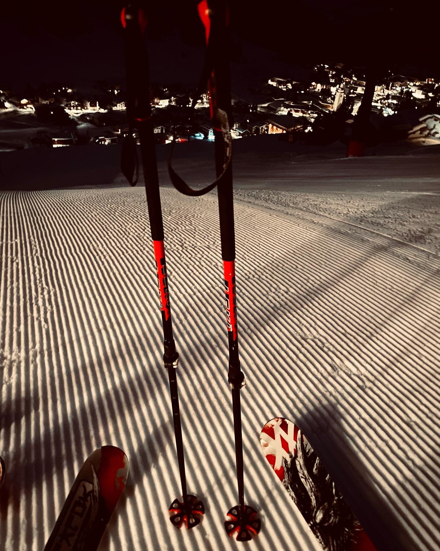 last run of this truely &raquo;different&laquo; winterseason... we can&lsquo;t wait to welcome you all back on the mountain again! stay tuned ❤️ #hideeatsleep #allesunwichtigebleibtimtal #hideawayamarlberg