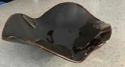 Gloss Brown Dish 10 x 3ht.jpg