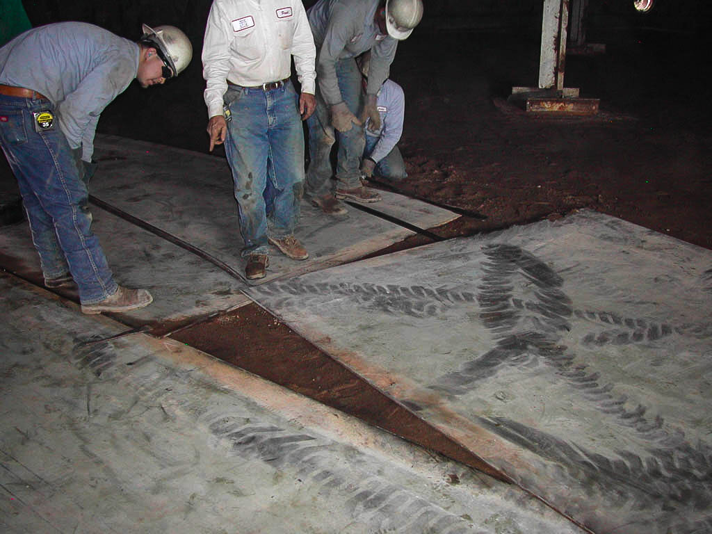 Riley Industrial Services, Inc. has the ability to change your steel tank floor.