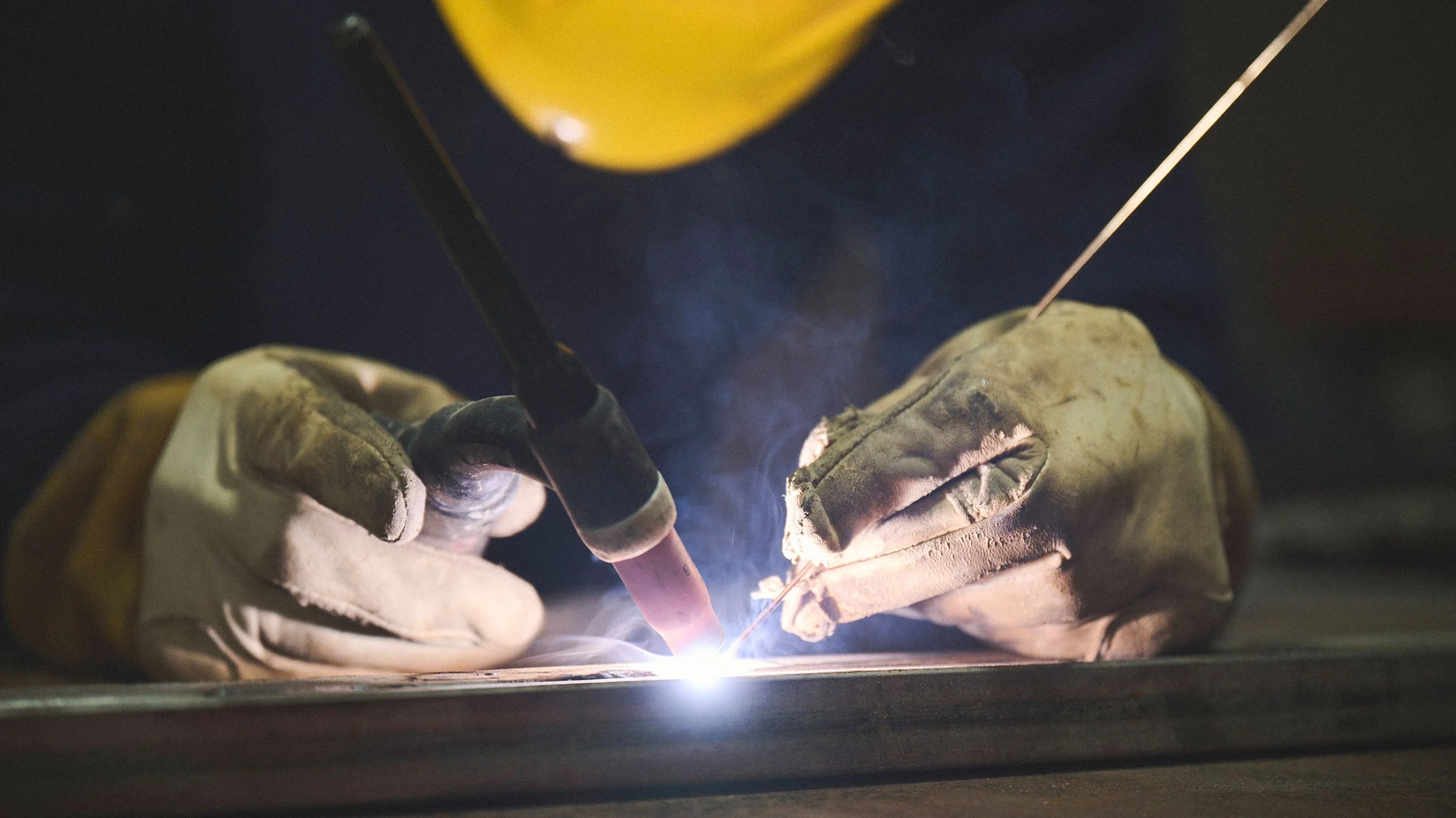 London-mould-makers-fabrication-fiberglass-casting-rubber-cold-cast-welding-metal-work-bronze-polish-spray-resin-jesmonite