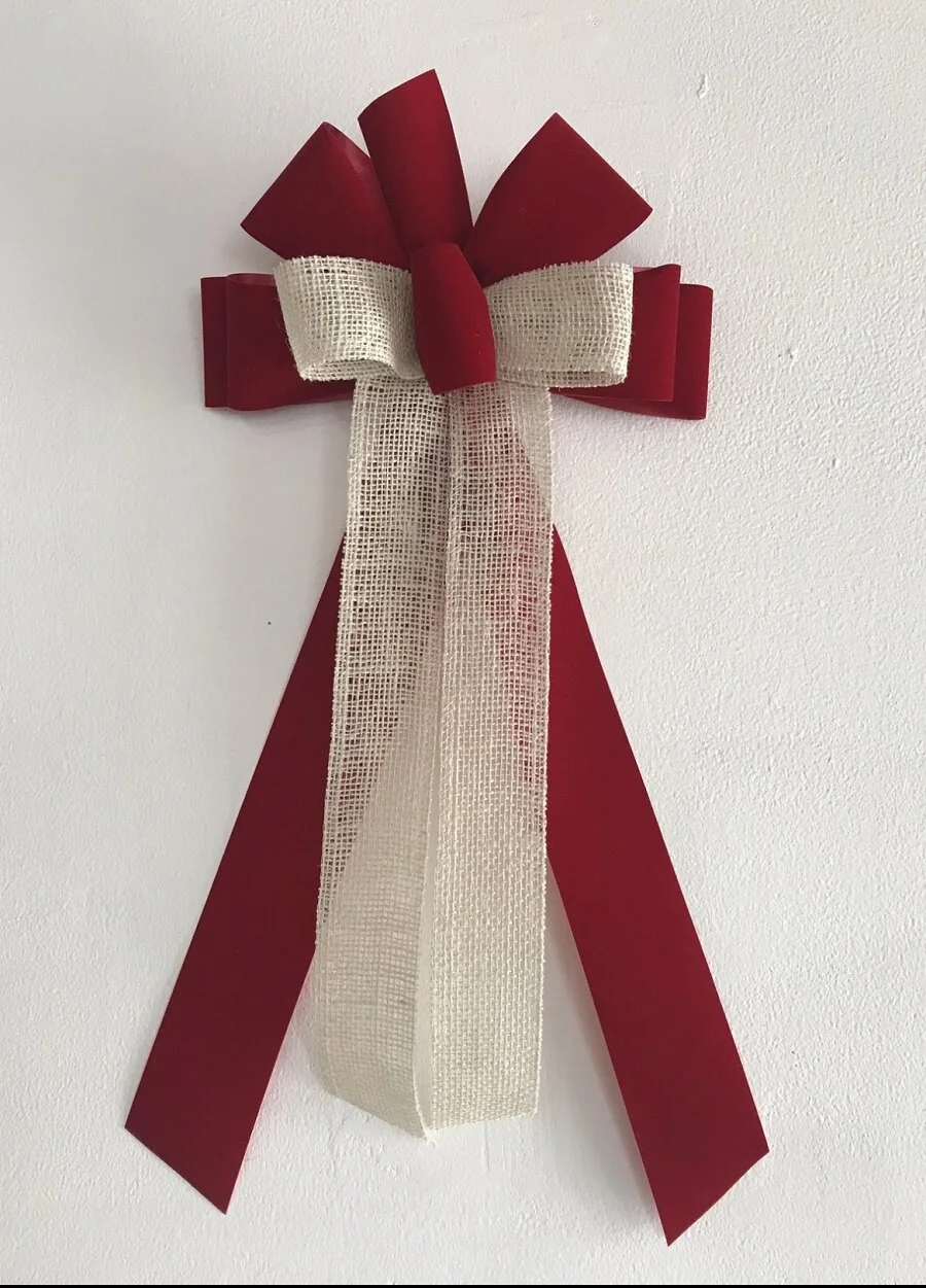 double-1red-velvet-bow-plain.PNG