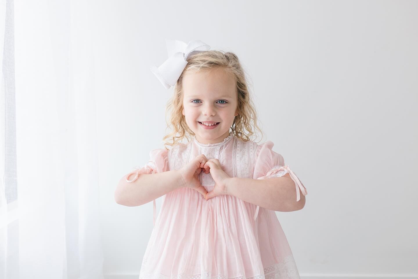 Happy Valentine&rsquo;s Day from KKP and sweet Daisy! 

Let every day be about love - the greatest of these. 💕

#studiowardrobe #PROHairandmakeuo #fullservicephotographer #customframing #heirloomalbums #Euporamsphotographer #starkvillemsphorographer