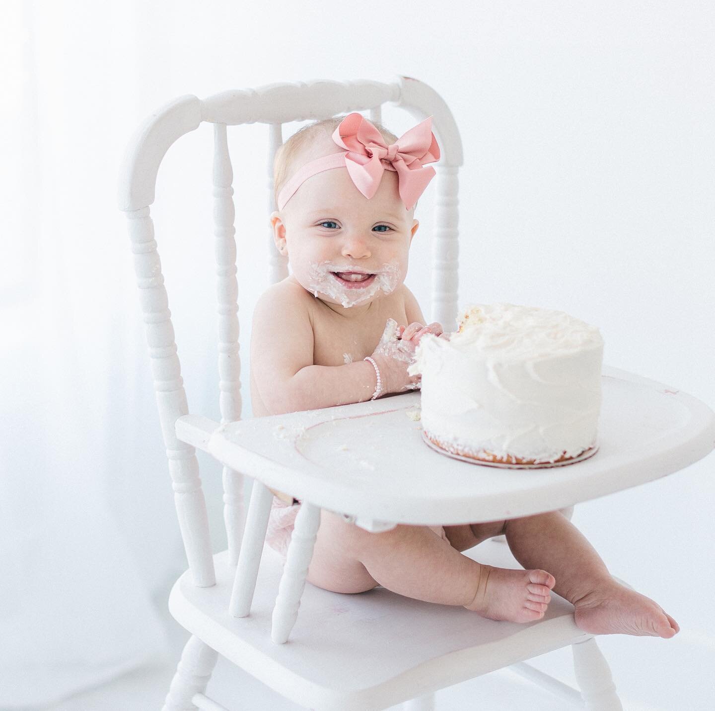 I can&rsquo;t believe that Elsie has graduated from our First Year Collective. Very soon we will get to print her first year heirloom album. 

It&rsquo;s such a bittersweet time&hellip; this year has flown by and this sweet girl has learned so much.
