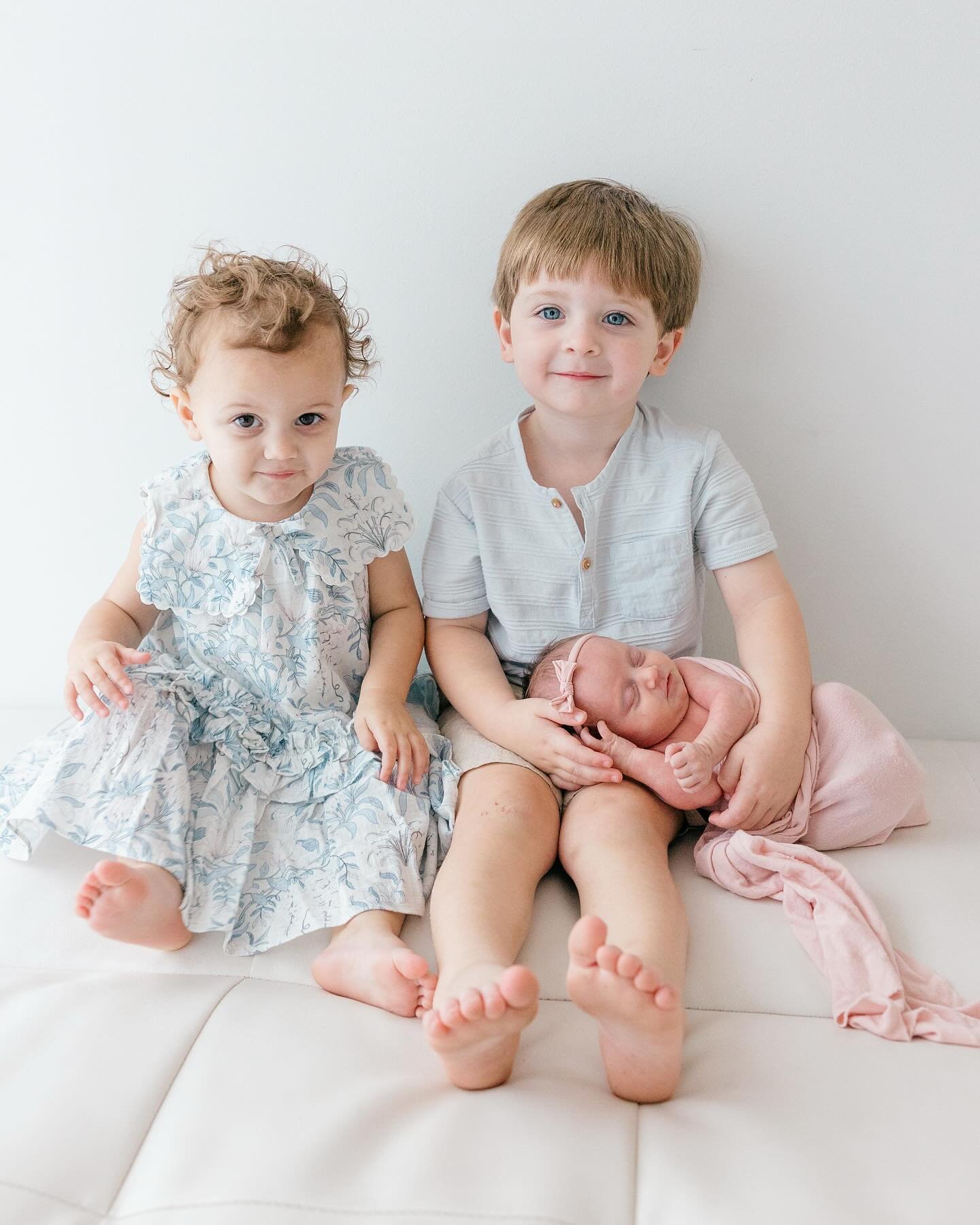 The sweetest littles! 

Time flies, and our little ones grow in the blink of an eye. Let&rsquo;s freeze these fleeting moments together, so you can hold onto them forever. 🖤 Book your session today and let&rsquo;s capture memories you&rsquo;ll cheri