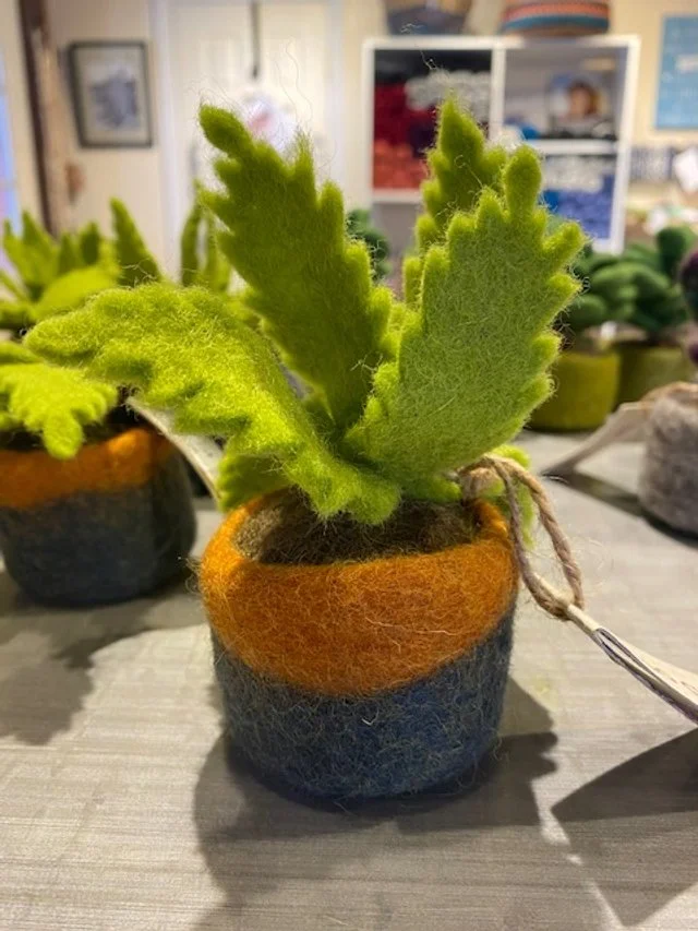felted plant 3.jpg