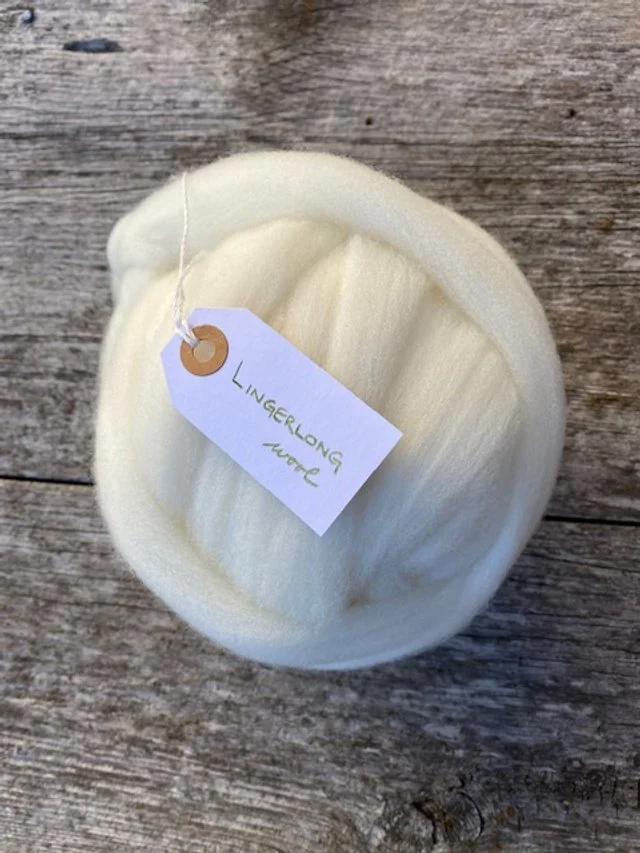 Lingerlong Wool Targhee Roving.jpg