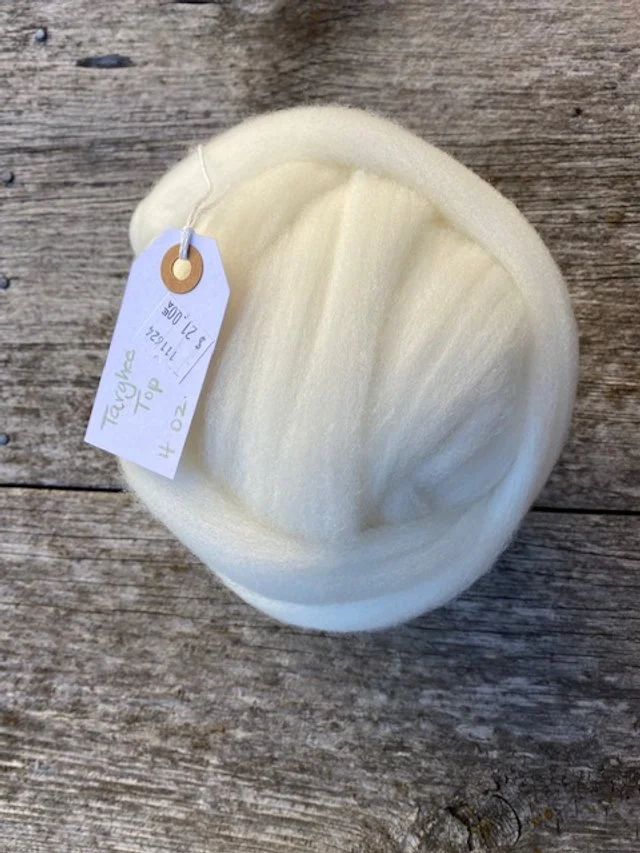 Targhee combed top roving.jpg