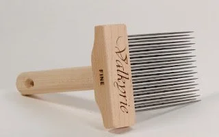 Valkyrie Fine mini wool comb.jpg