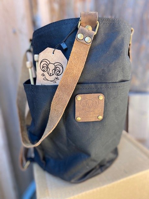 Raen Works Utility pack - solid black.jpg