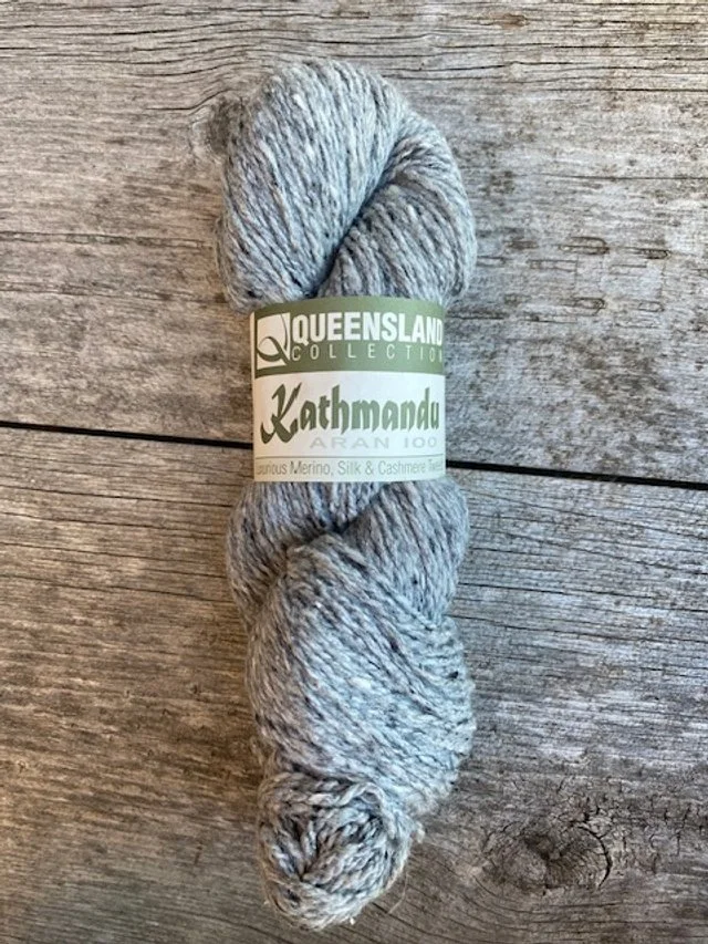Queensland Kathmandu Aran 100 #01 Smokey Grey.jpg