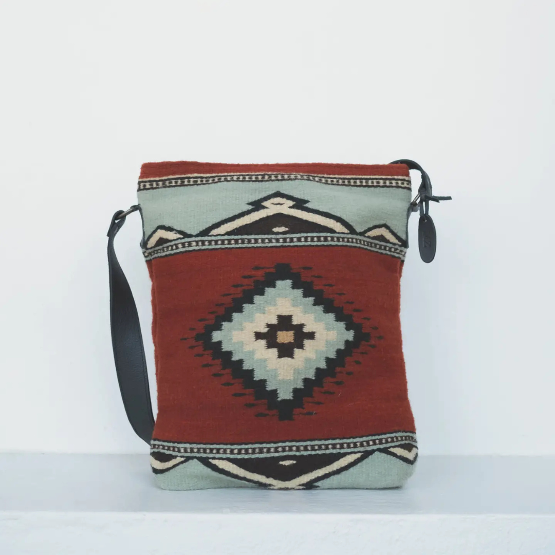 Amasouk adobe shoulder bag.png