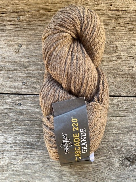 Cascade 220 Grande #8013 Walnut Heather.jpg