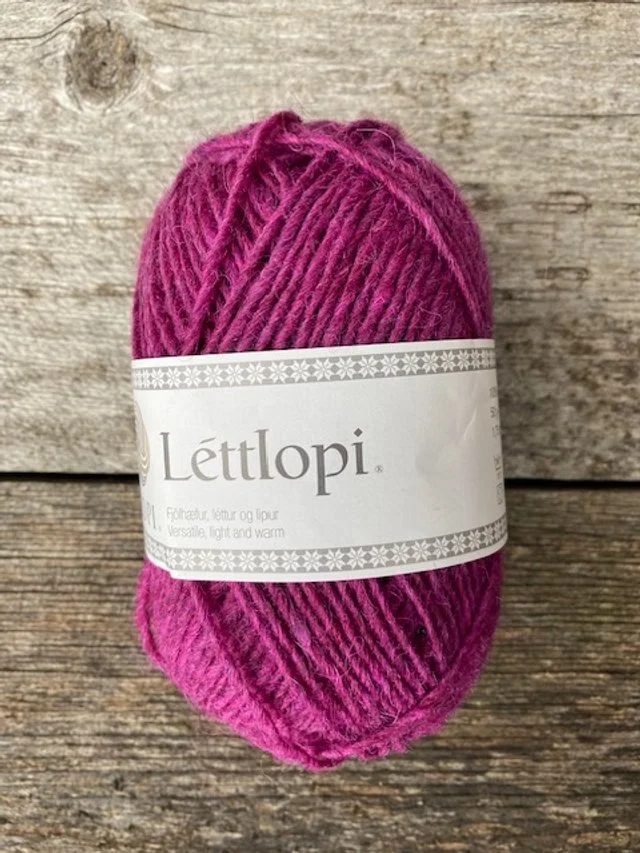 Lopi Lettlopi #1705 Royal Fushia.jpg