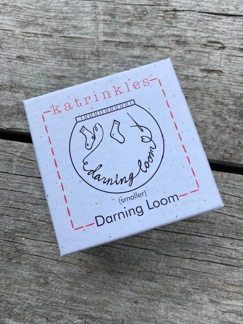 Katrinkles darning loom.jpeg