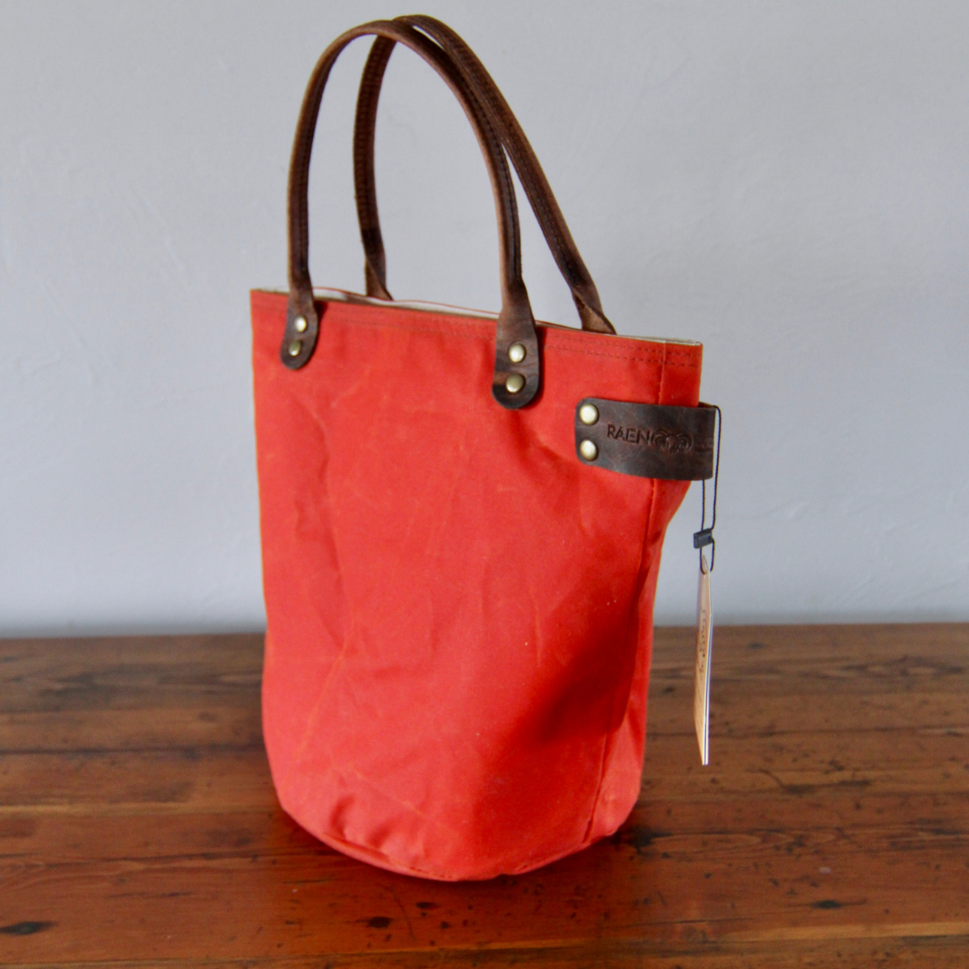 Raen works bucket project bag #holly berry.png