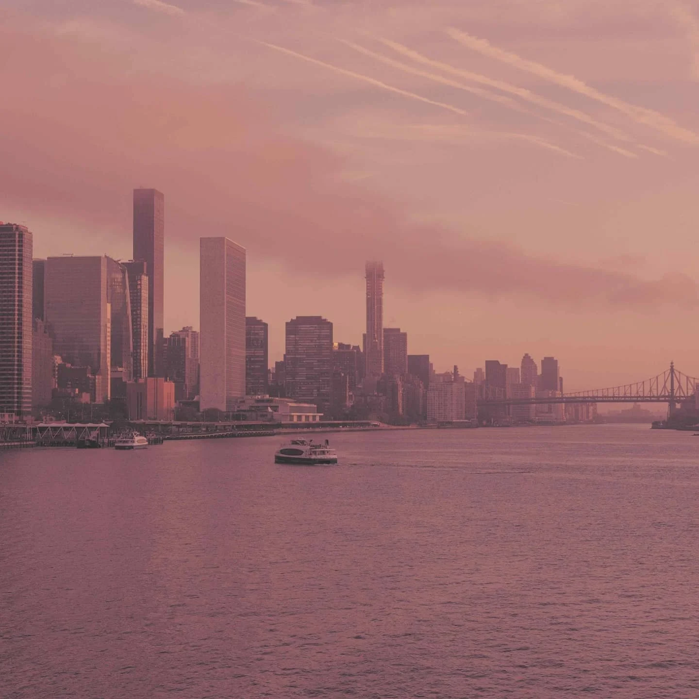 The sun rising over Brooklyn and the East River. Taken from Manhattan on November 5th, 2020.&nbsp;

::

Canon EOS 5D Mark ii, various exposures and focal lengths, Canon EF 75-300mm f/4-5.6 ISO 1600

::

::

https://gubicreative.com

::

#gubicreative