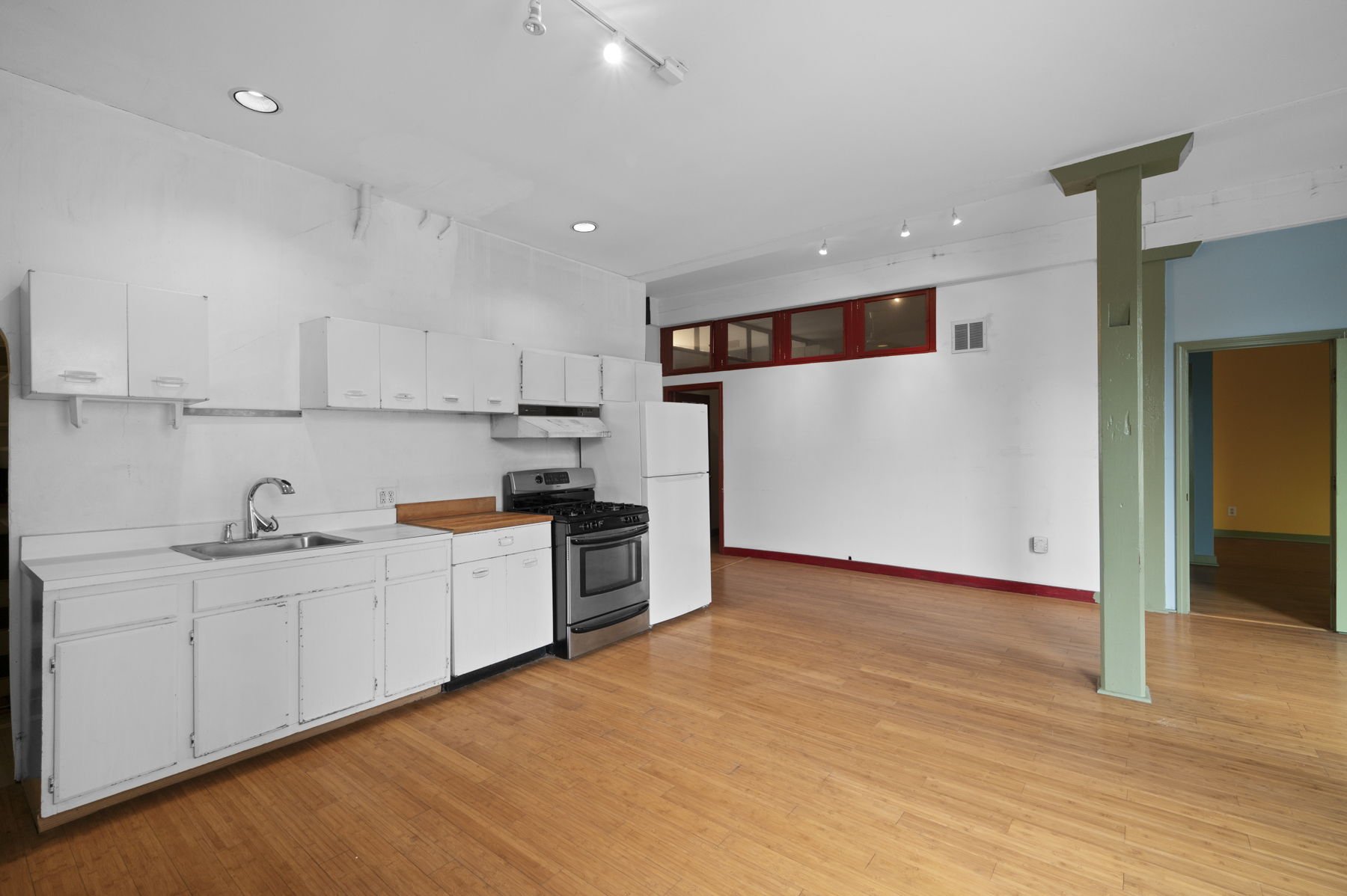 22-web-or-mls-122Winnisimmet_Unit2_022.jpg