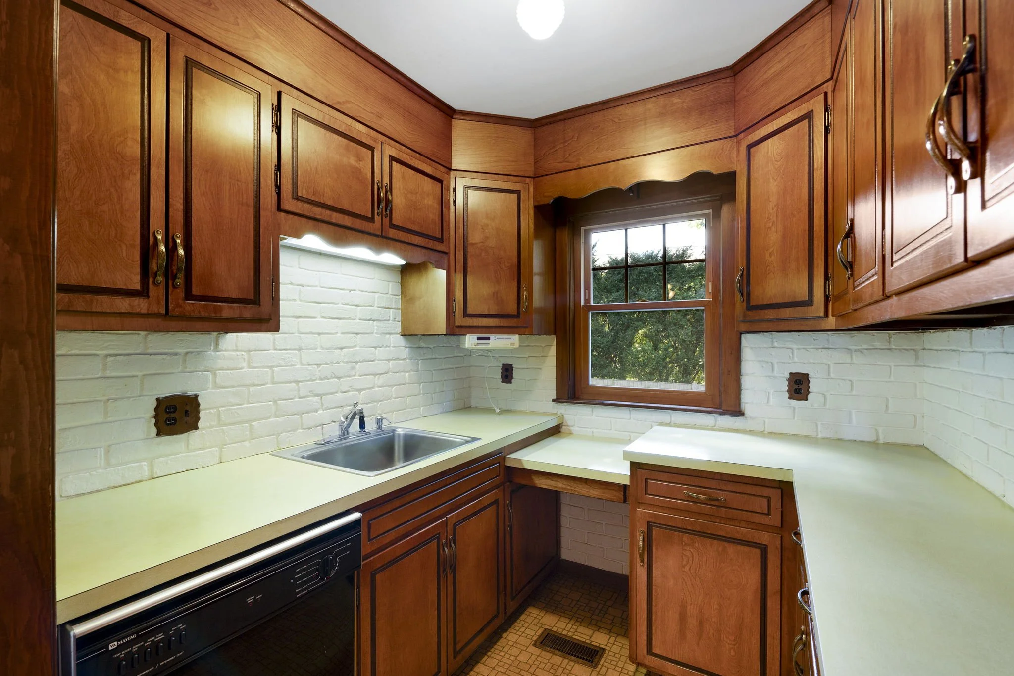 38-web-or-mls-25Pickett_038.jpg