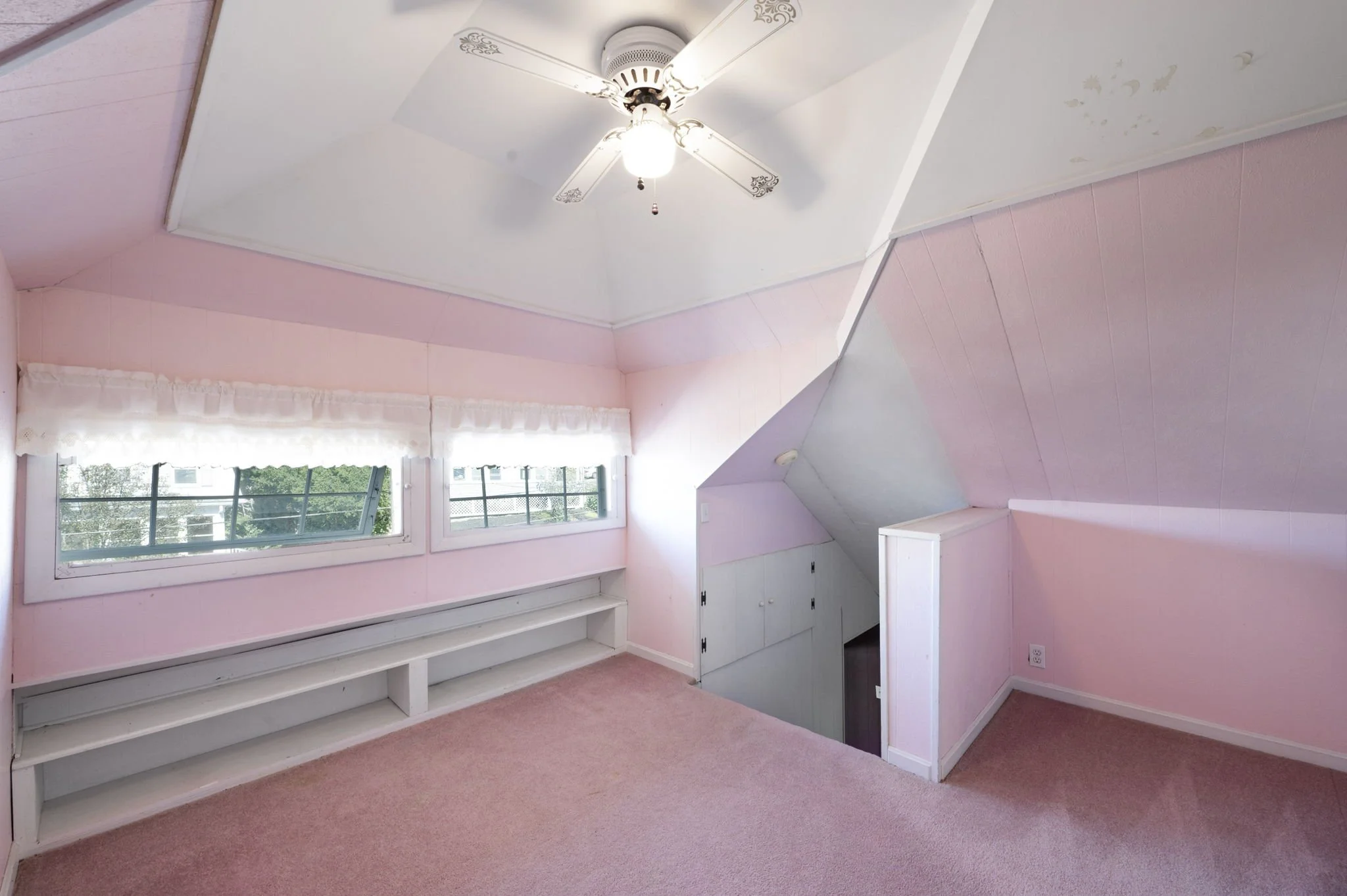 50-web-or-mls-25Pickett_050.jpg