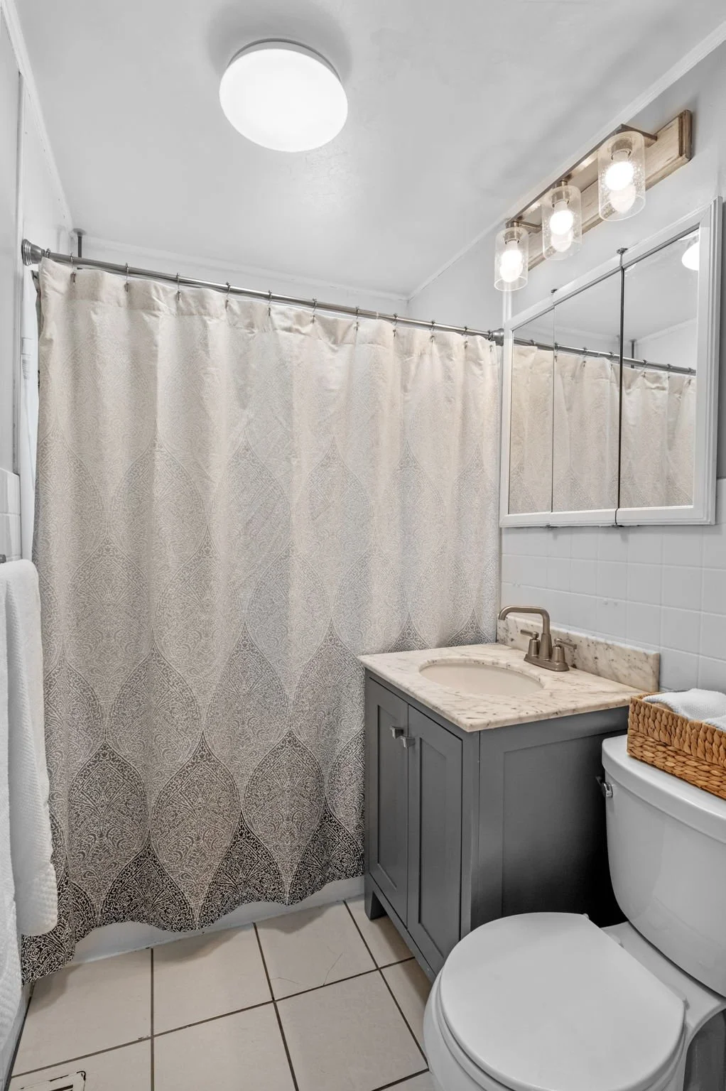30-web-or-mls-23Elmwood_030.jpg