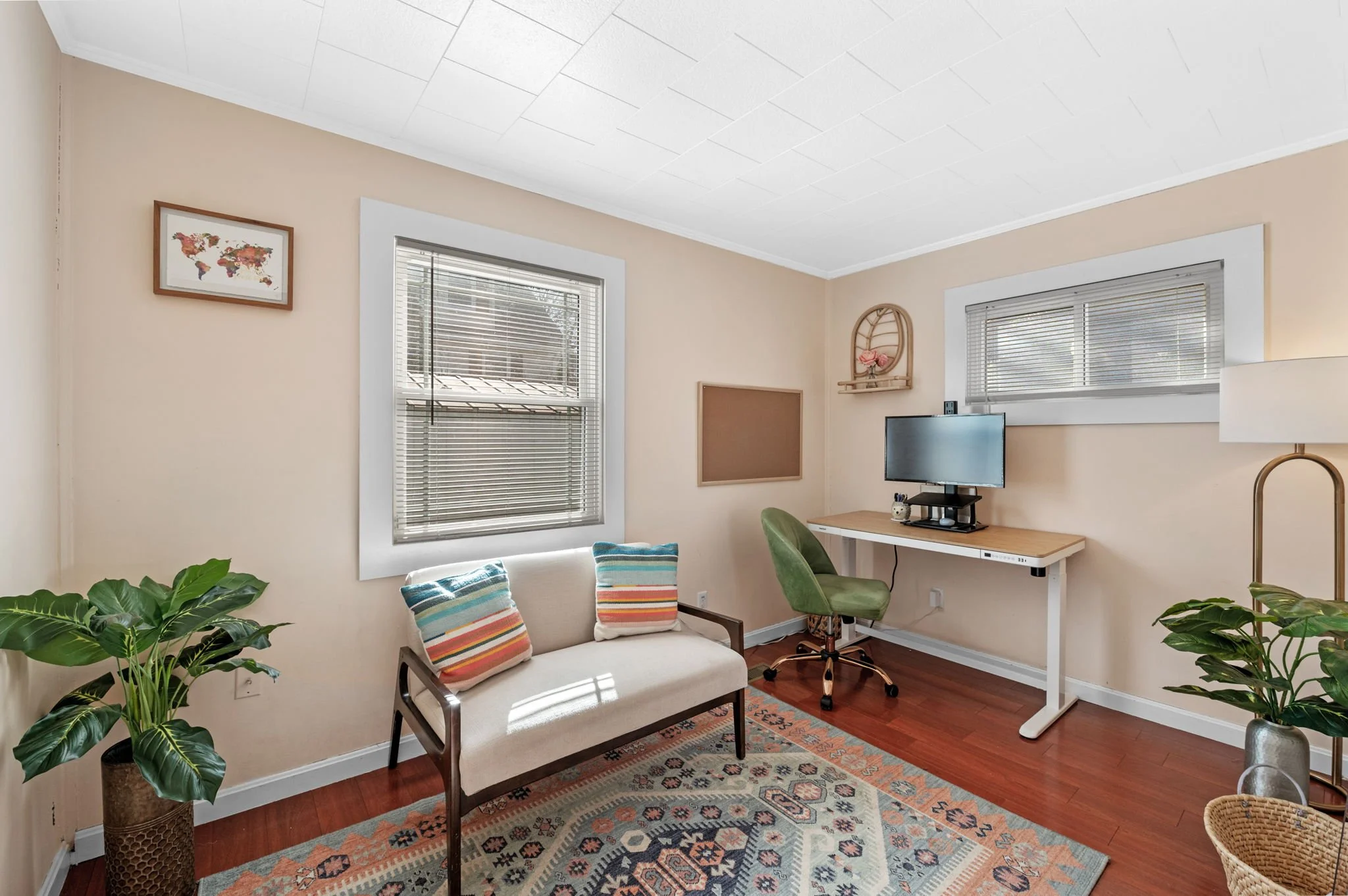 26-web-or-mls-23Elmwood_026.jpg