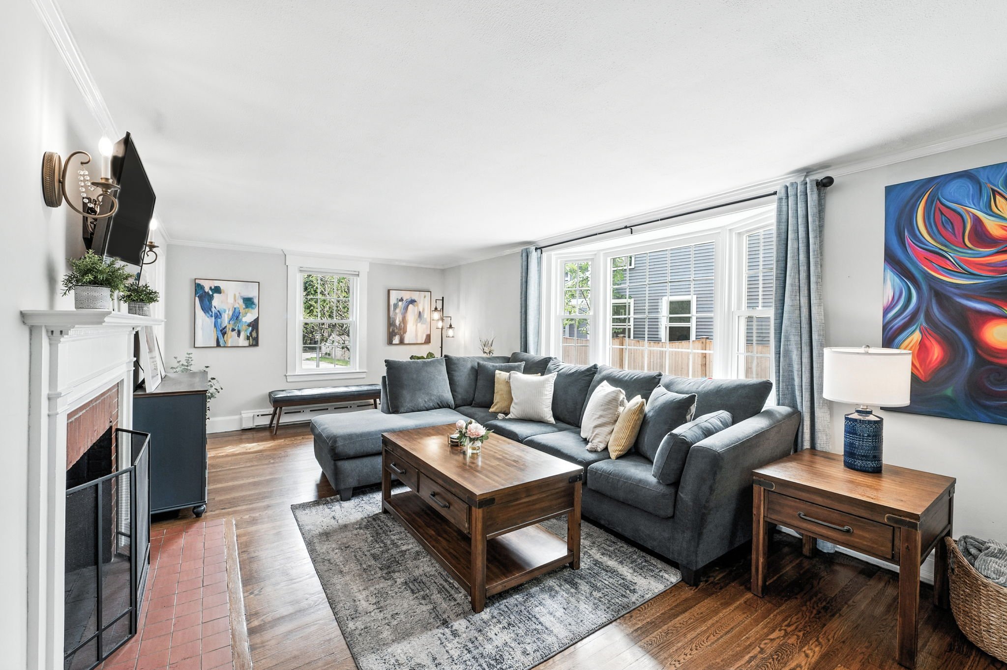 24-web-or-mls-40Courtland_021.jpg