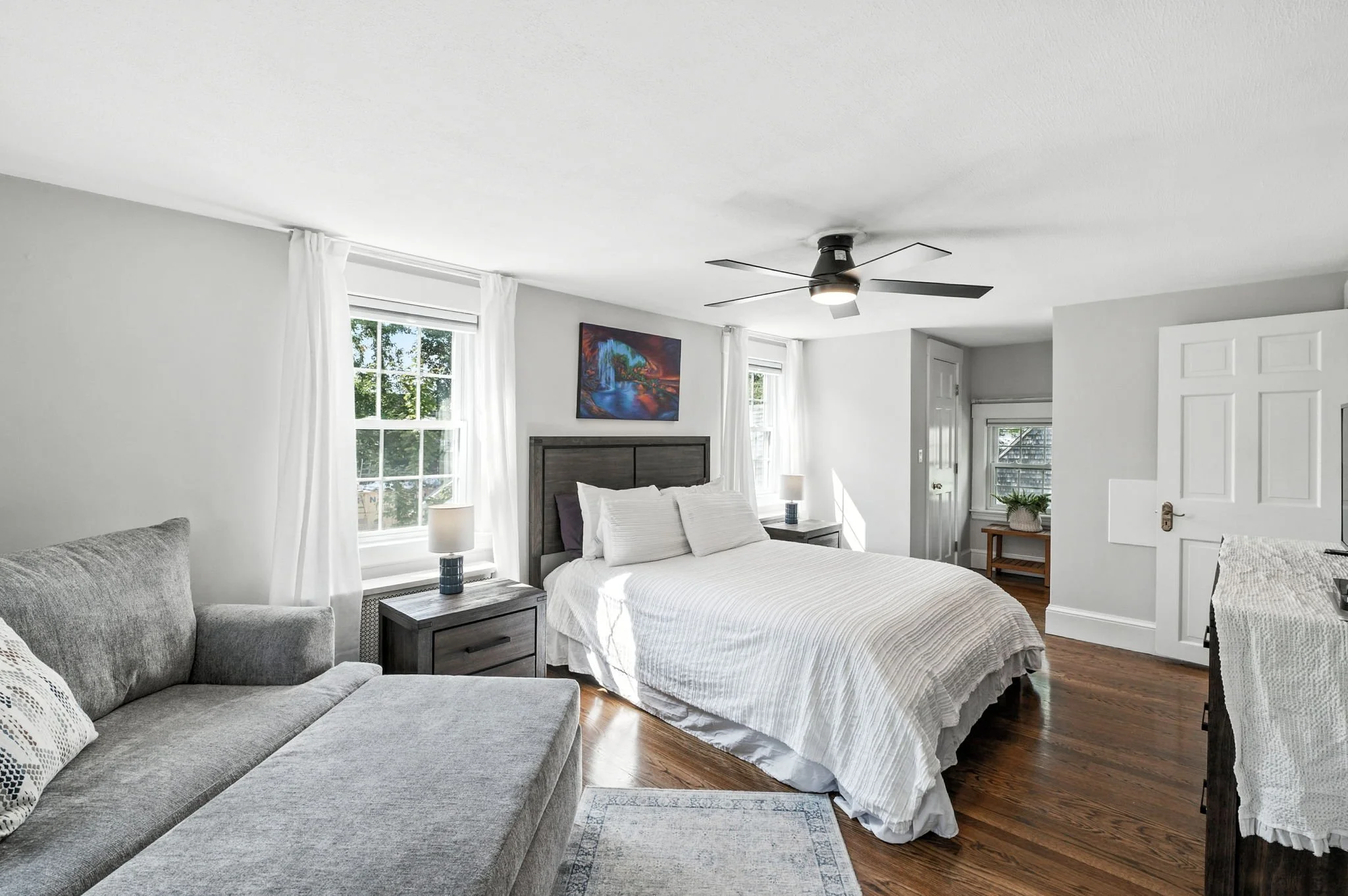 48-web-or-mls-40Courtland_045.jpg