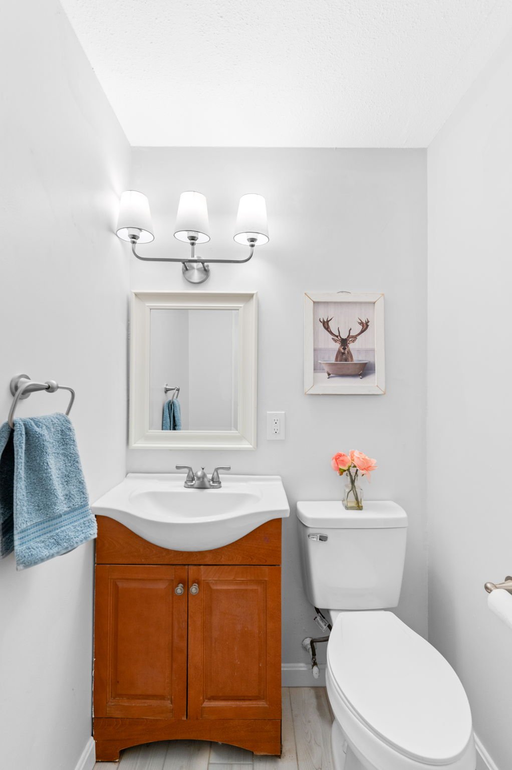 32-web-or-mls-107Farrwood_030.jpg