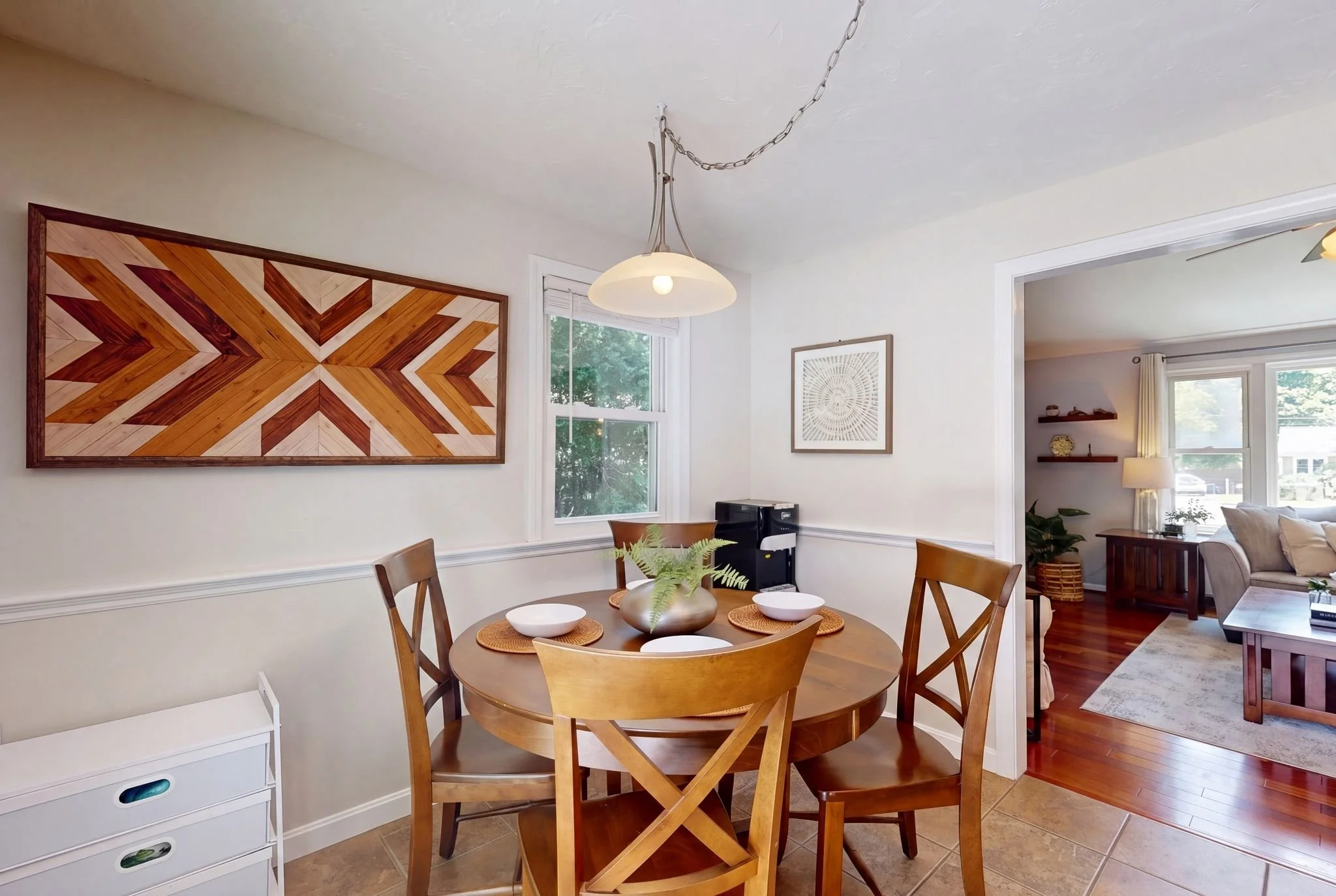 668Summer_dining_001.jpg