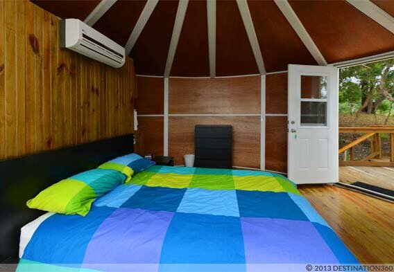 Roatan bedroom.jpg