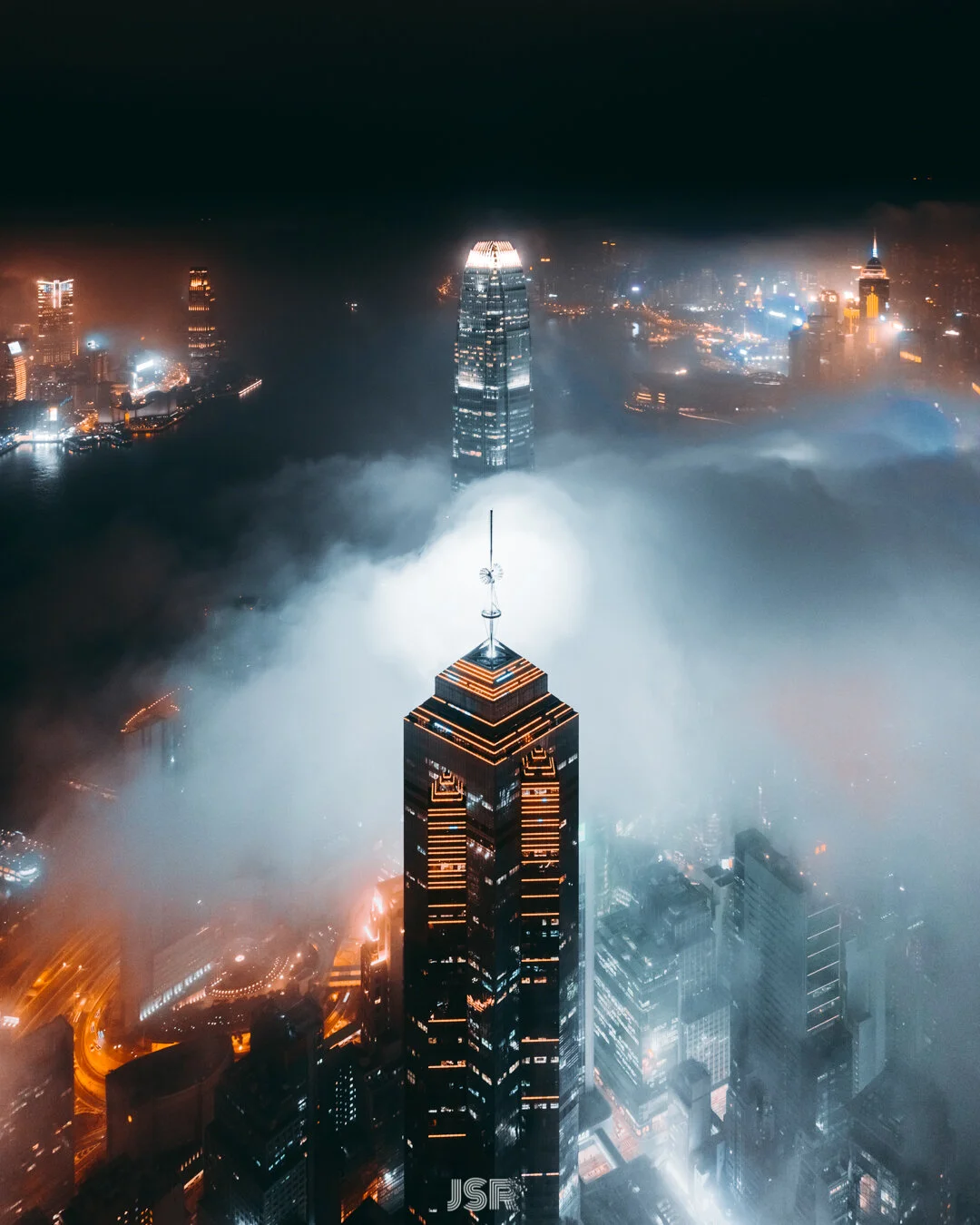 Hong Kong-1.jpg