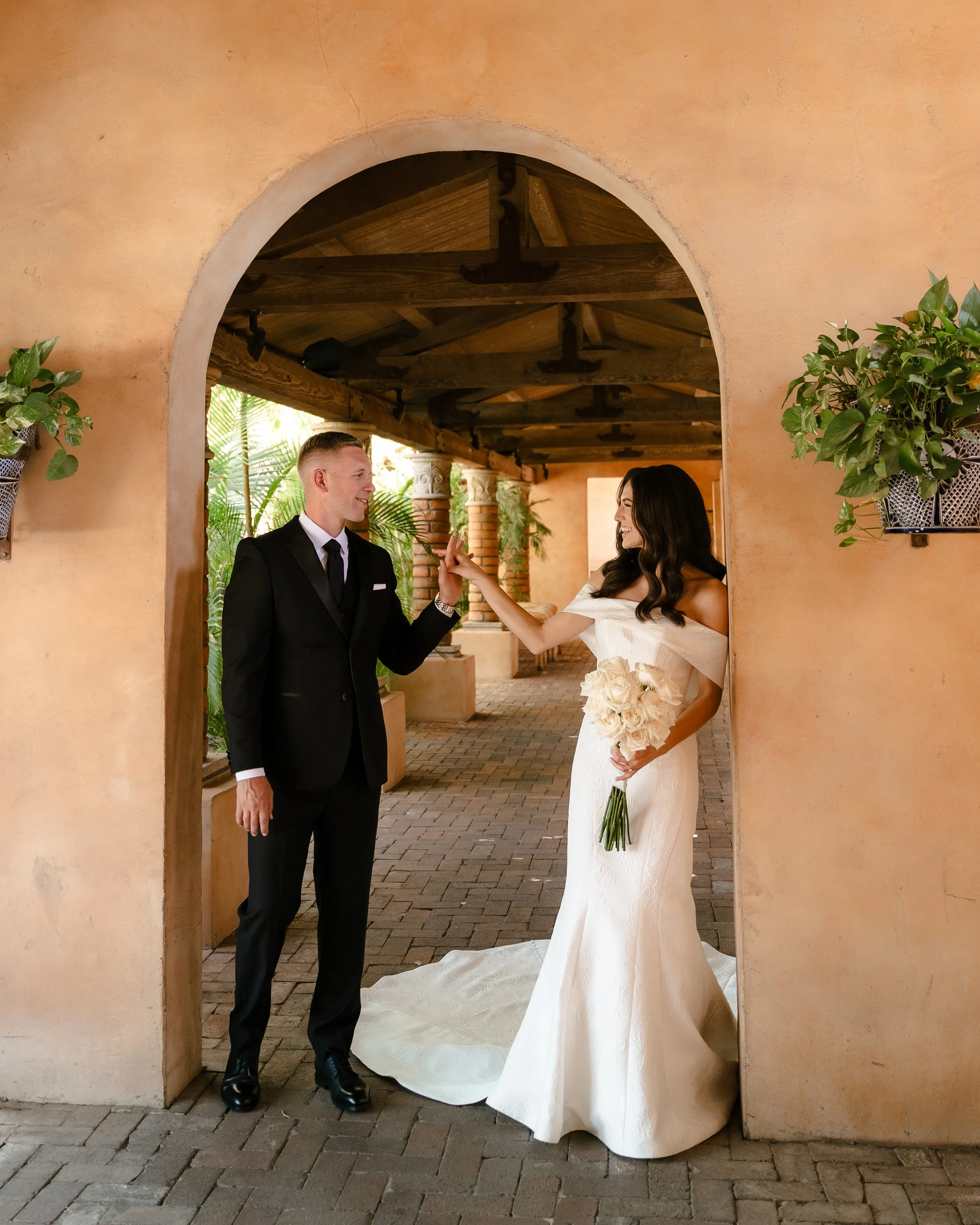 A Sentimental Wedding at Royal Palms | Phoenix Wedding Photographer