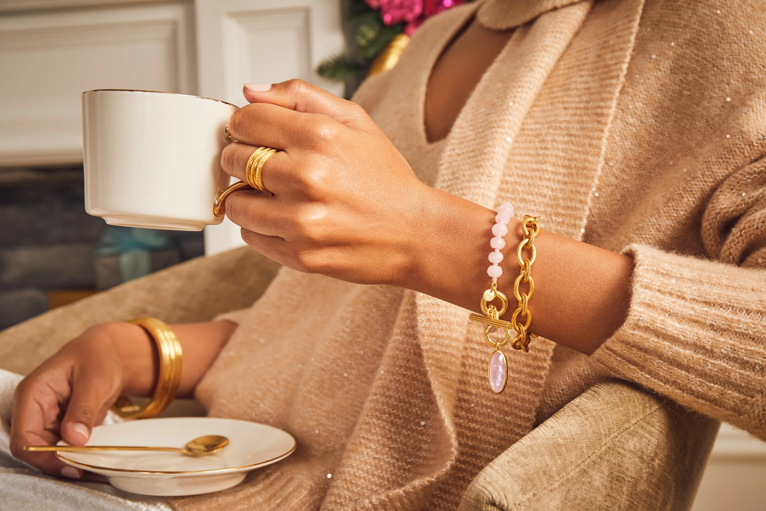 HO23_Breast_Cancer_Awareness_Bracelet_Model_1.jpg
