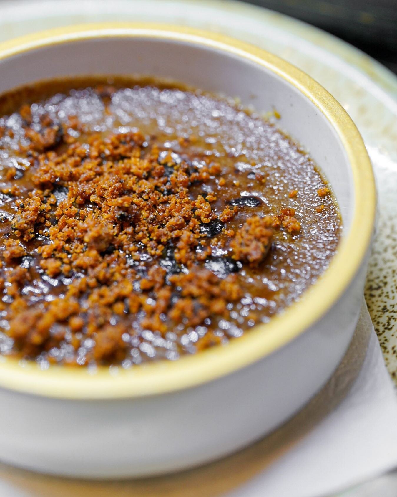 COFFEE CR&Egrave;ME BR&Ucirc;L&Eacute;E (Fall Menu)

Finish off your meal with our vietnamese coffee creme br&ucirc;l&eacute;e! Topped with coffee crumbs