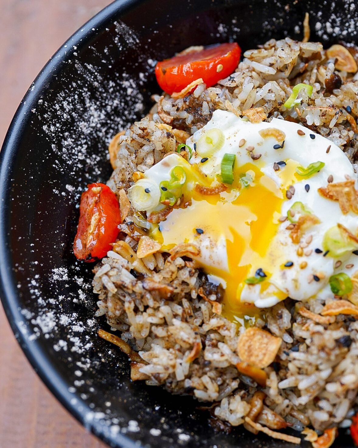 Who&rsquo;s craving truffle fried rice??? 😌