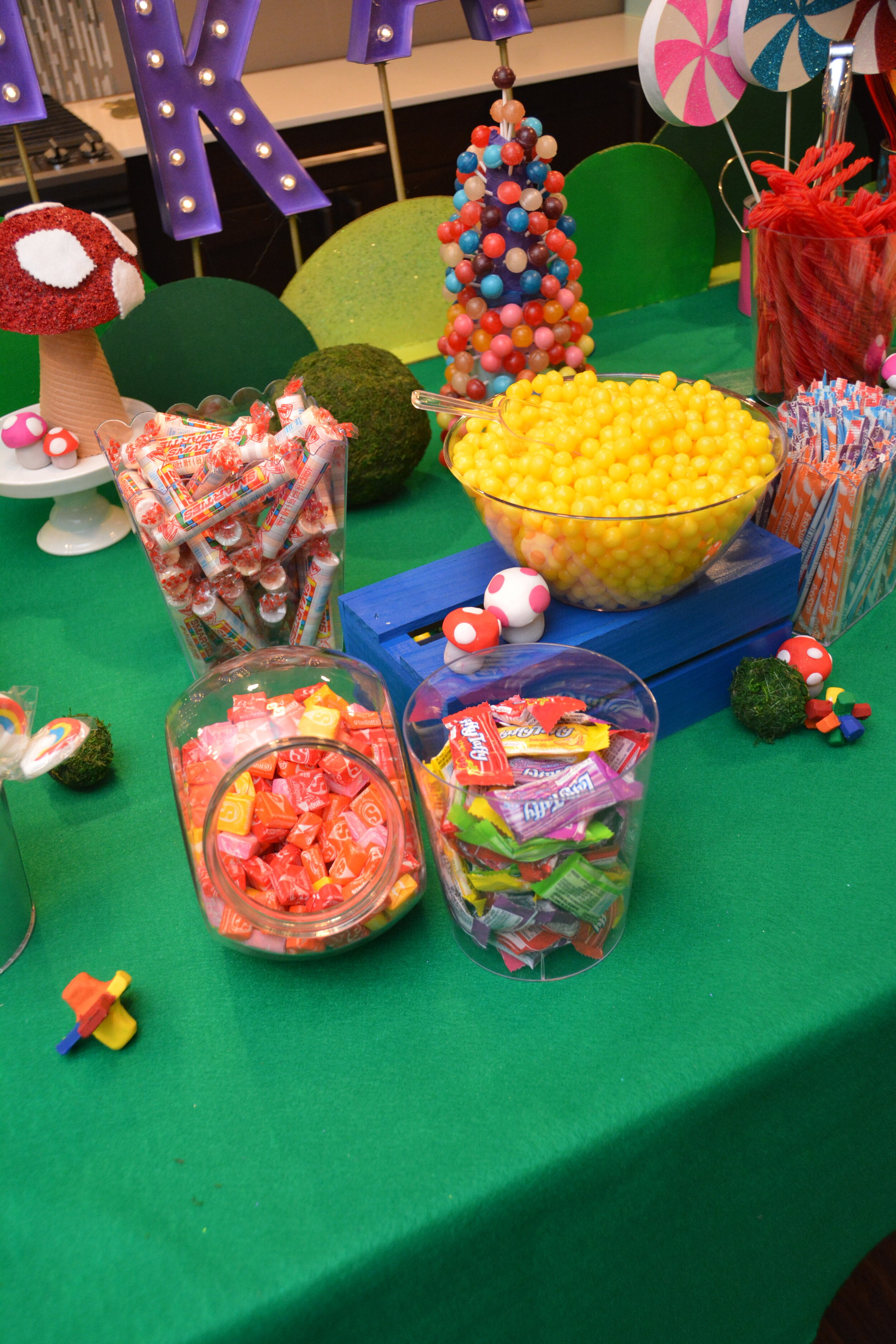 How to Throw A Candy Making Party - Fun Party Ideas