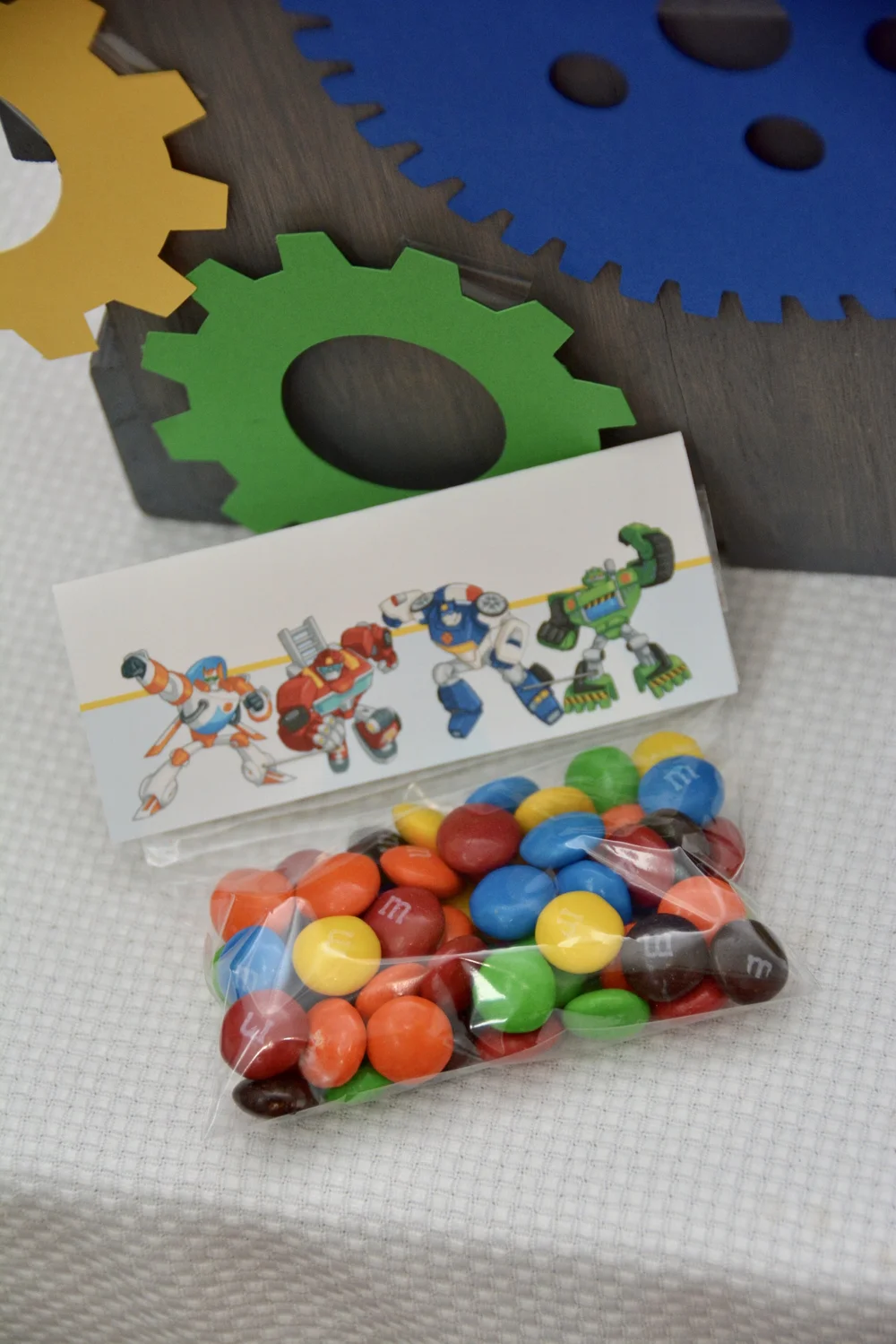 m&m favors.JPG