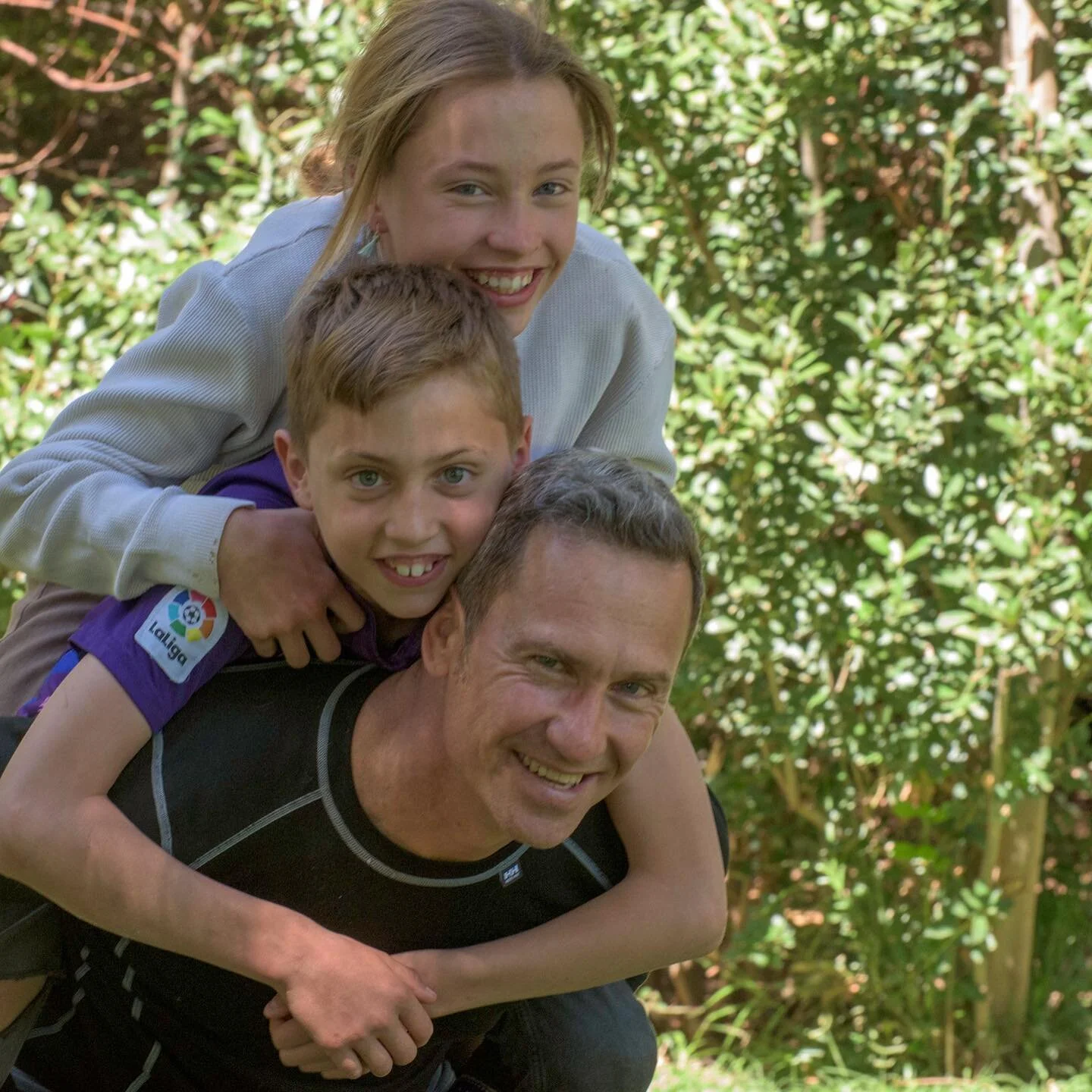 About time i got to posting. Some photos of the van Blerk&rsquo;s having fun! Miss you guys ✌️😃📸

#family #familyshoot #funwithdad #zaan #zaandubruyn #zaandubruynphotography