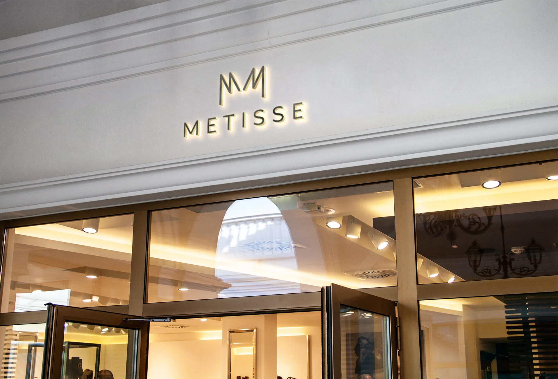 Metisse Shop Facade.jpg