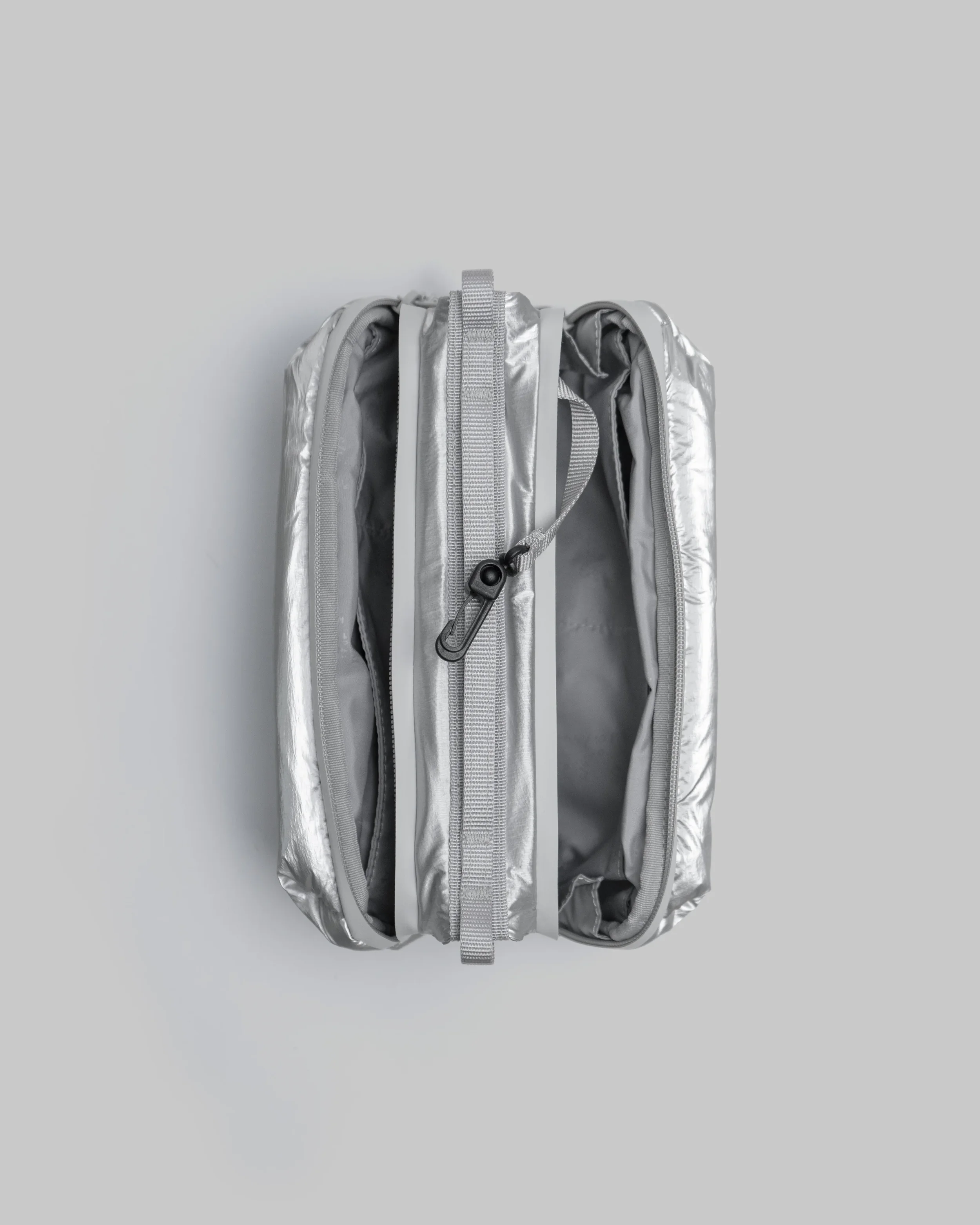 Sacoche Bottle Sacoche Medium Puffer Topologie Chrome effet métallisé