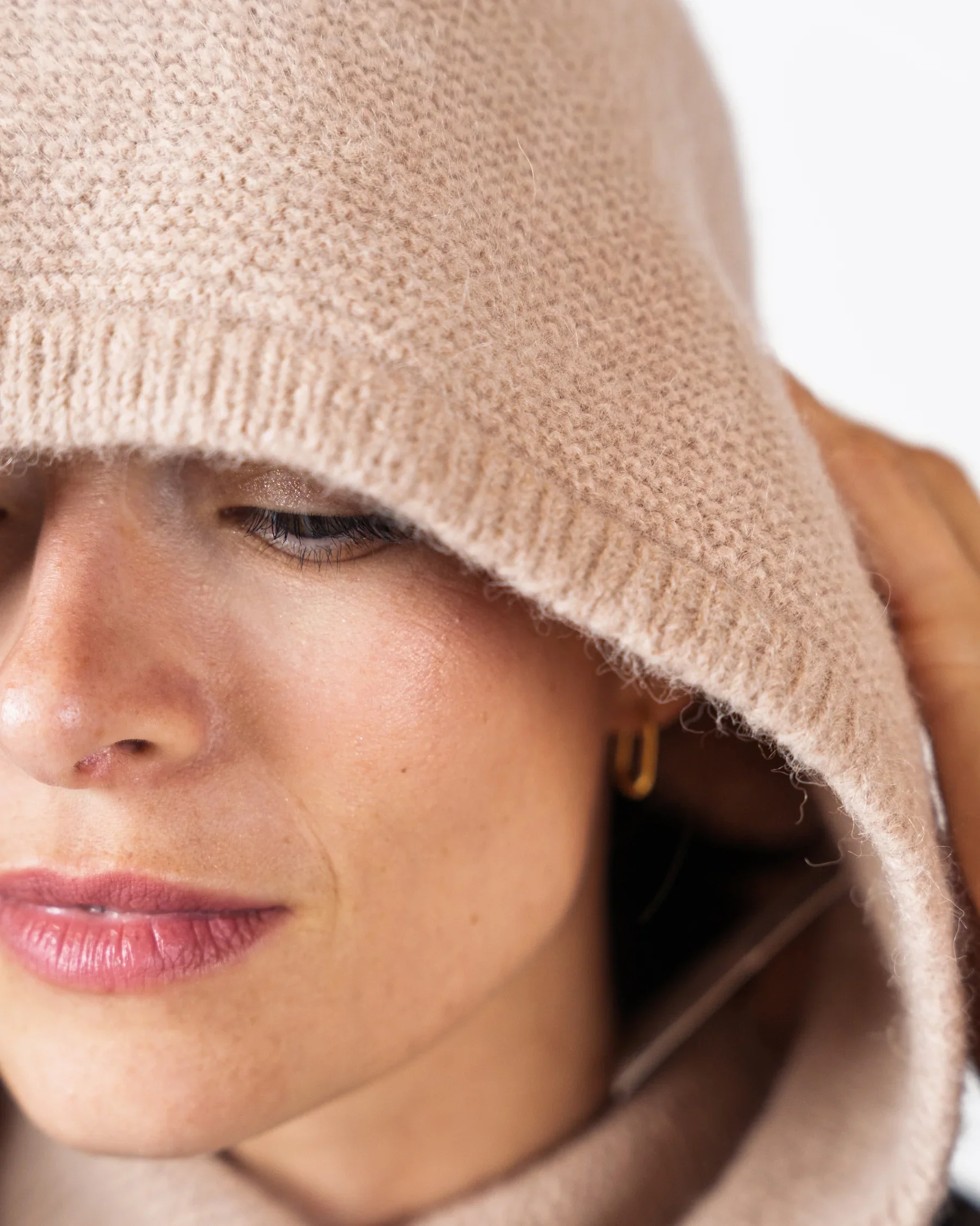 Cagoule Lou Beige Cézembre – Alpaga et Mérinos | Twins Paris