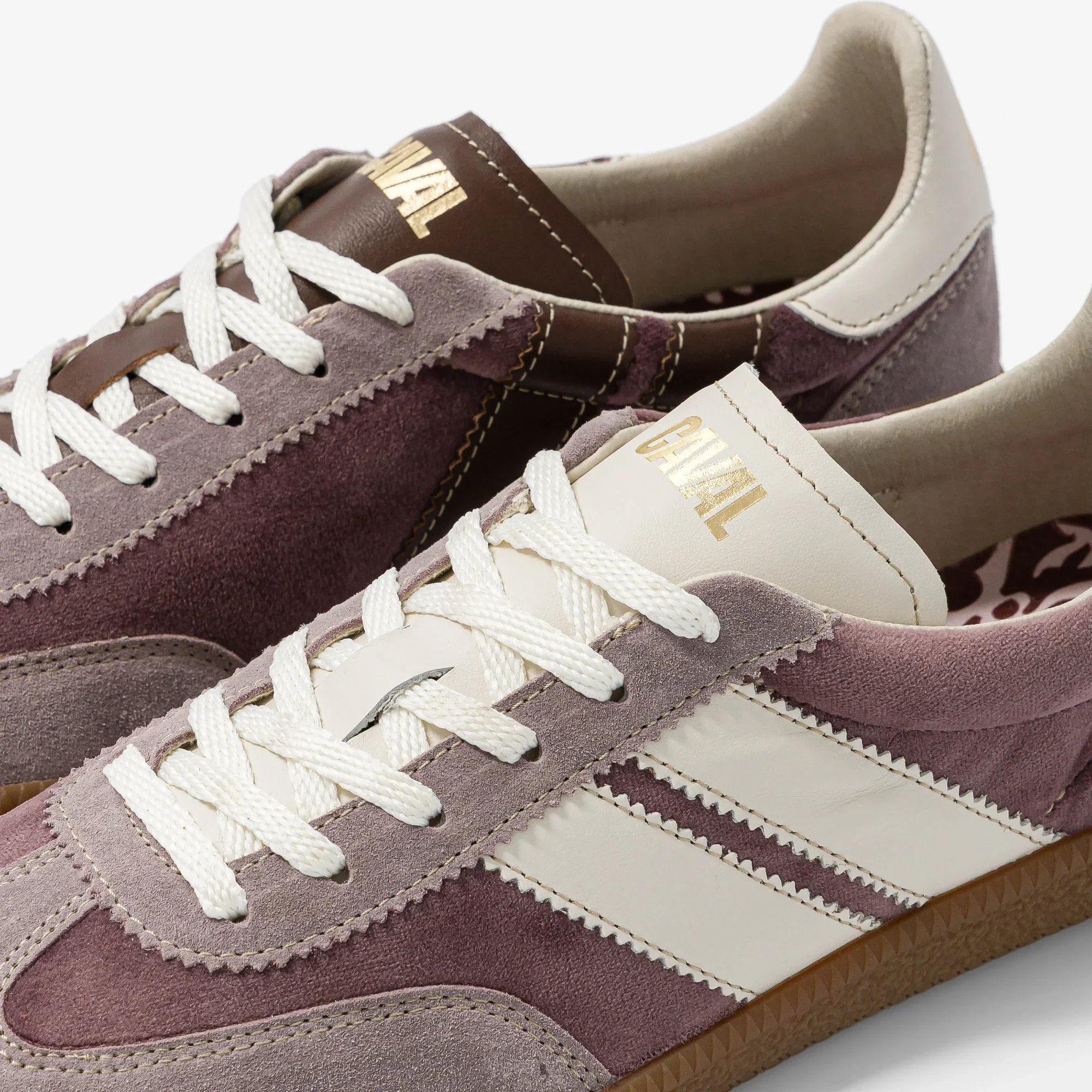 SWEET_LILAC-detail.jpg.webp