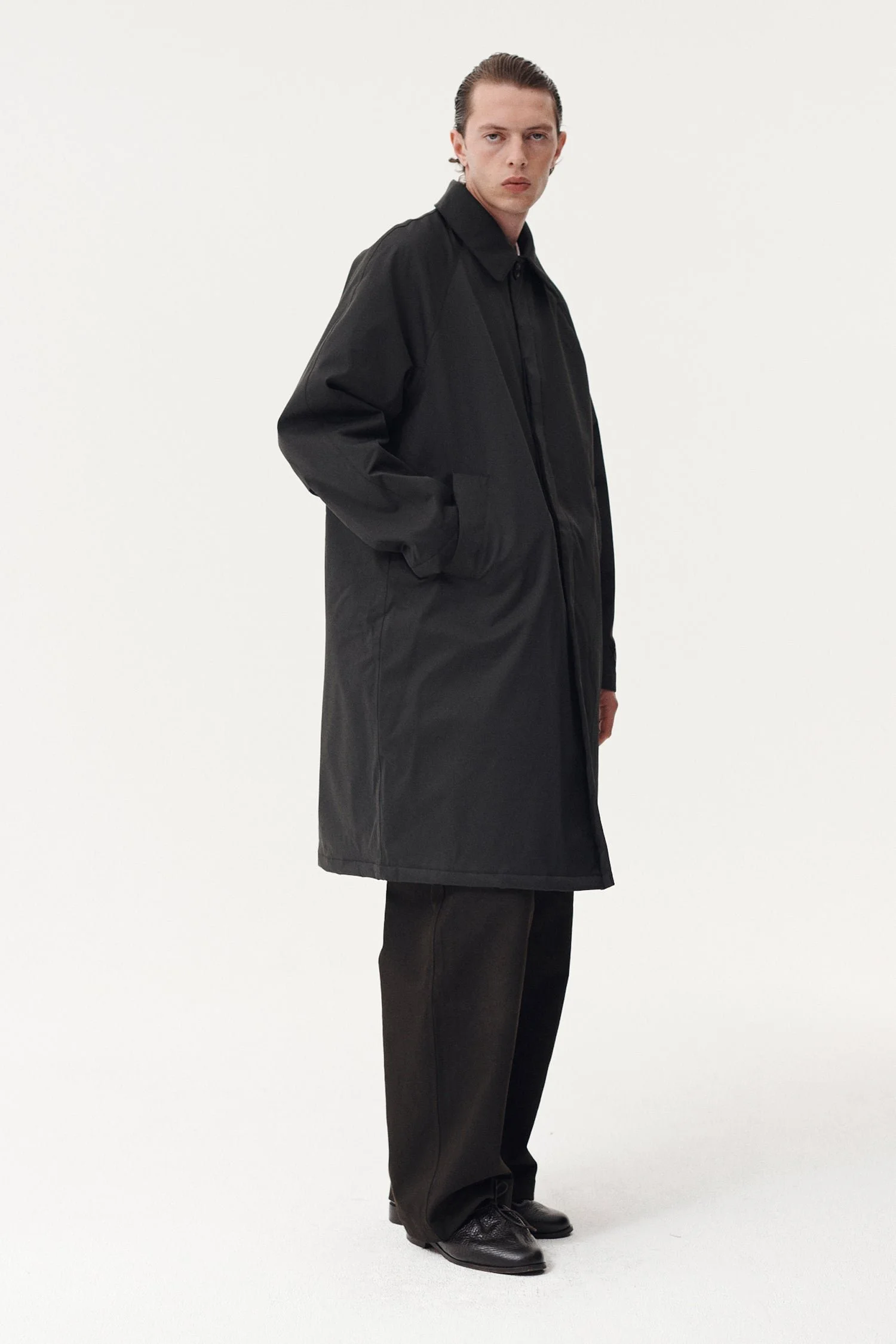 AW26_020_JOBACARCOATNINSPINBLACK_0021.jpg