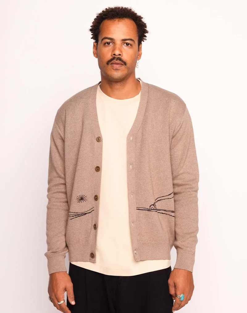 Cardigan PAYSAC OLOW homme taupe à motif jacquard et broderie Rister