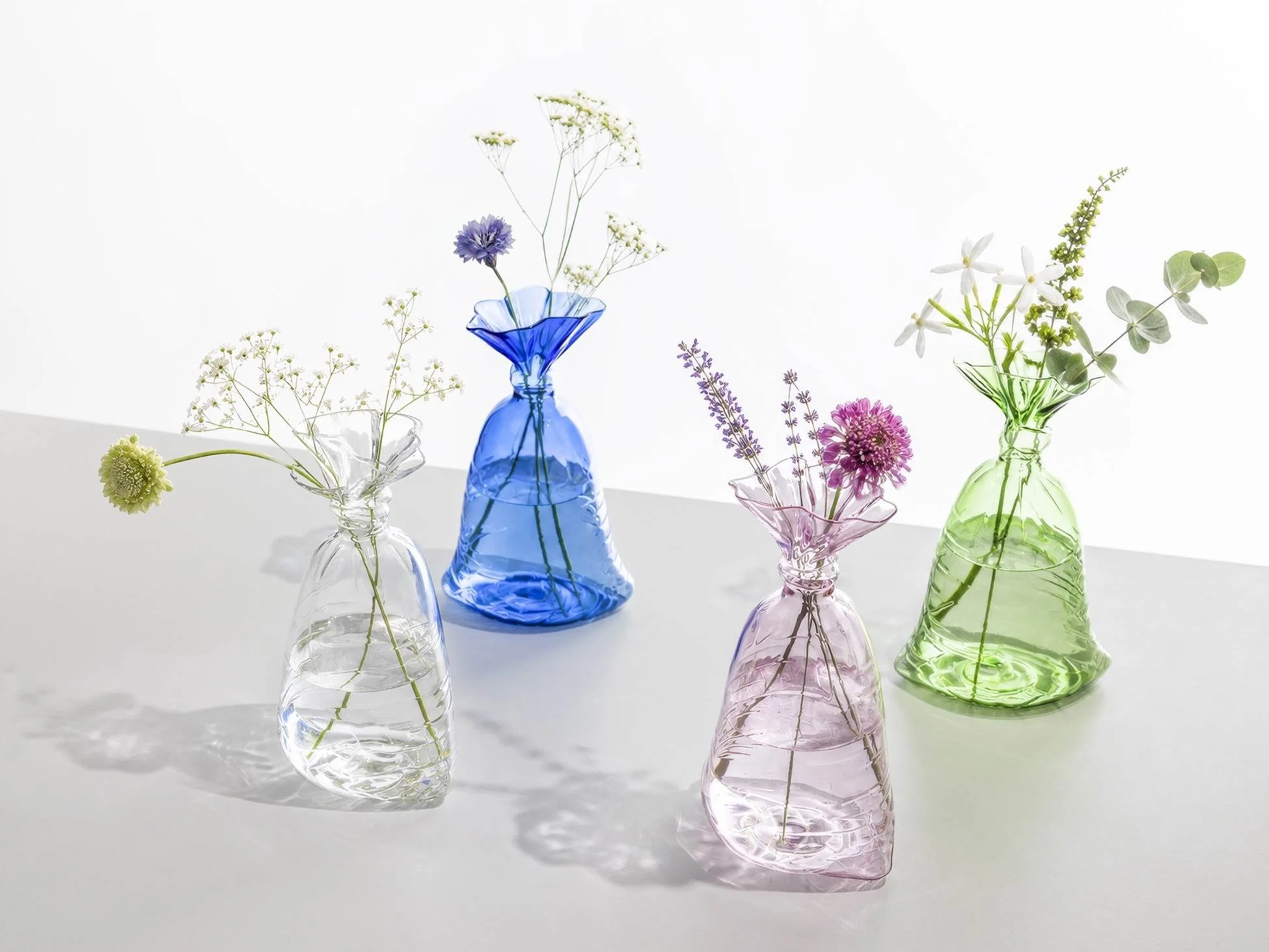 Vase Fleur-à-porter Bleu Ichendorf Milano | Twins Paris