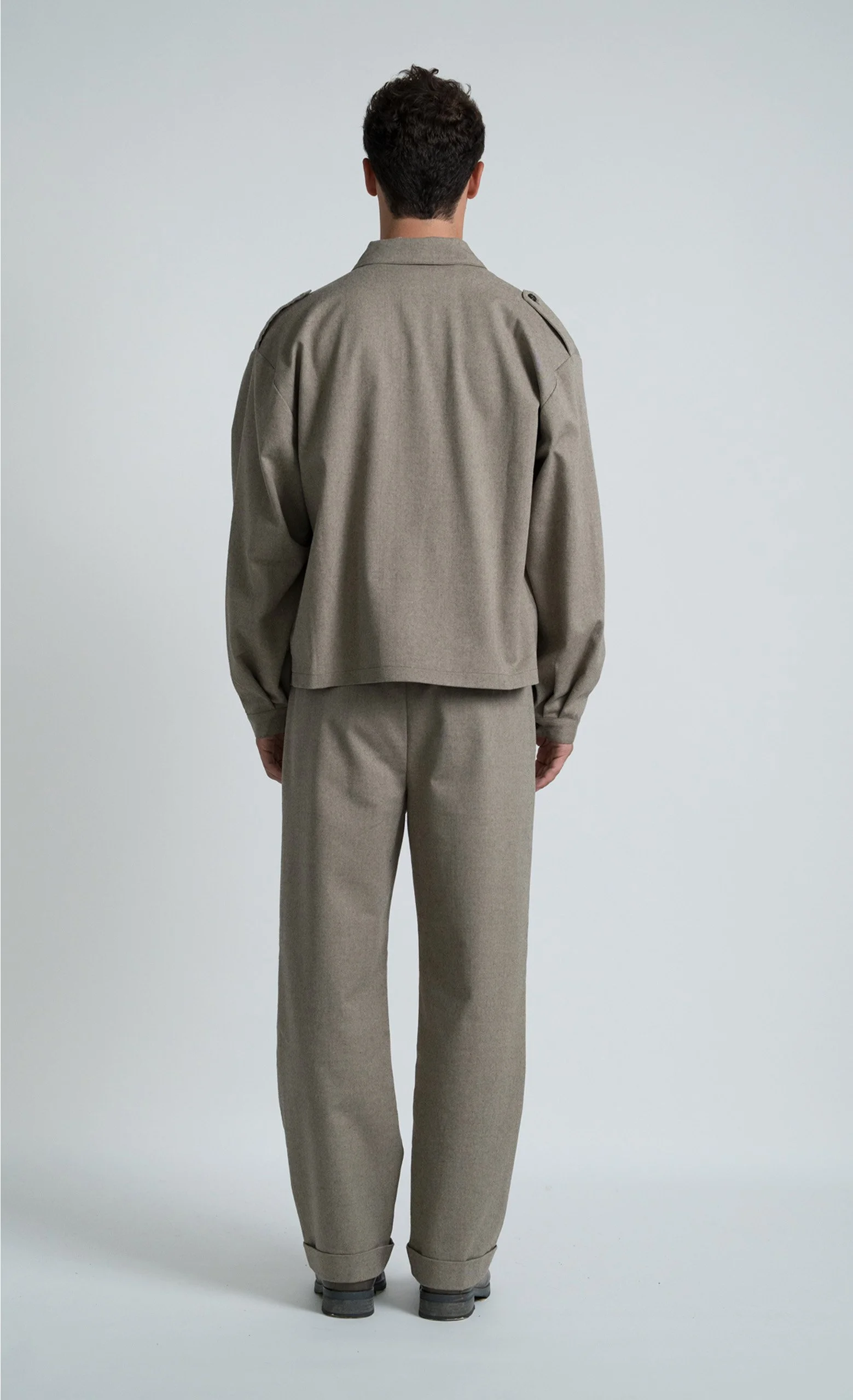 MILITARY_OVERSHIRT_BEIGE_06.jpg