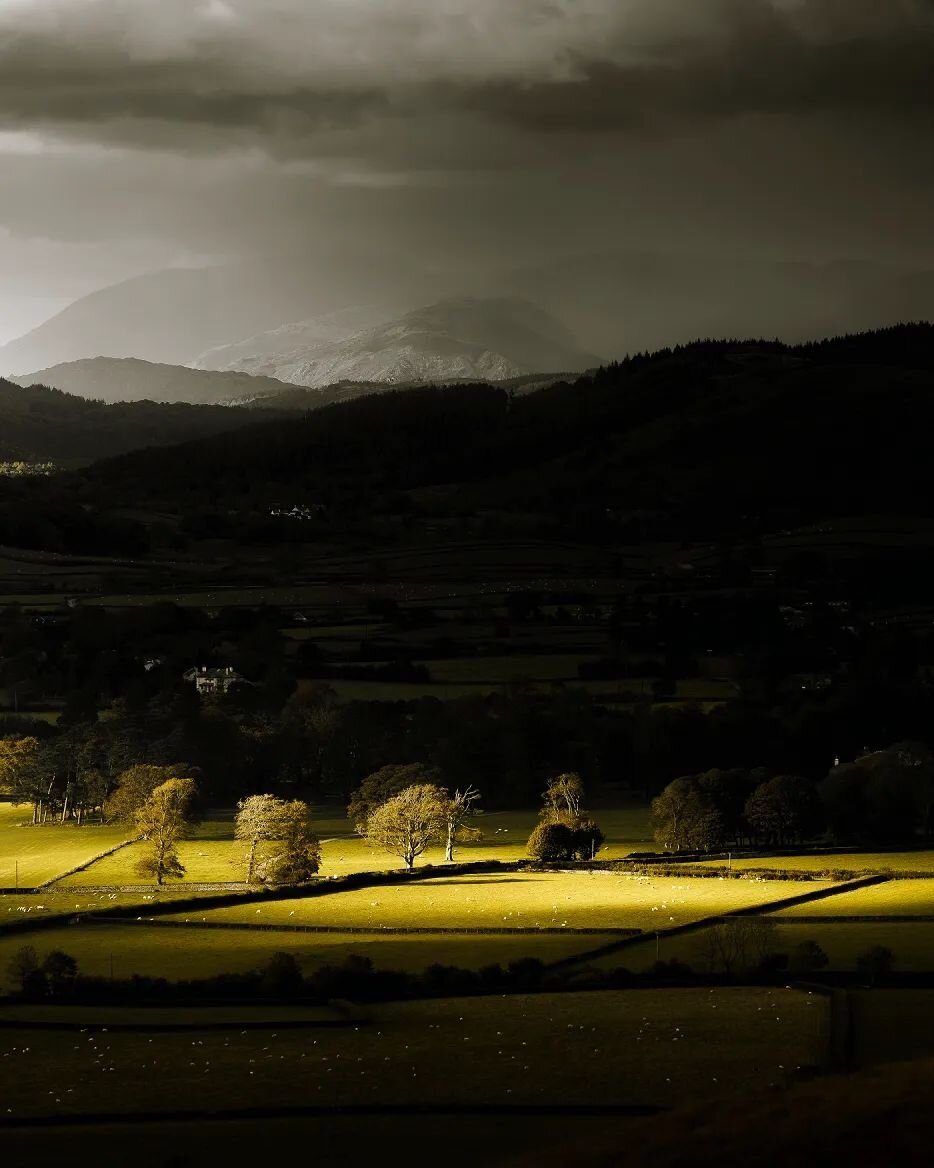 ⠀⠀⠀⠀⠀
V A L E&nbsp; O&rsquo;&nbsp; D R E A M S
⠀⠀⠀⠀⠀⠀
Anybody else struggle with being creative in front of a computer? I know I do. It&rsquo;s as if it has some kind of creativity black hole lurking just behind the screen; sucking you dry!
⠀⠀⠀⠀⠀⠀
An