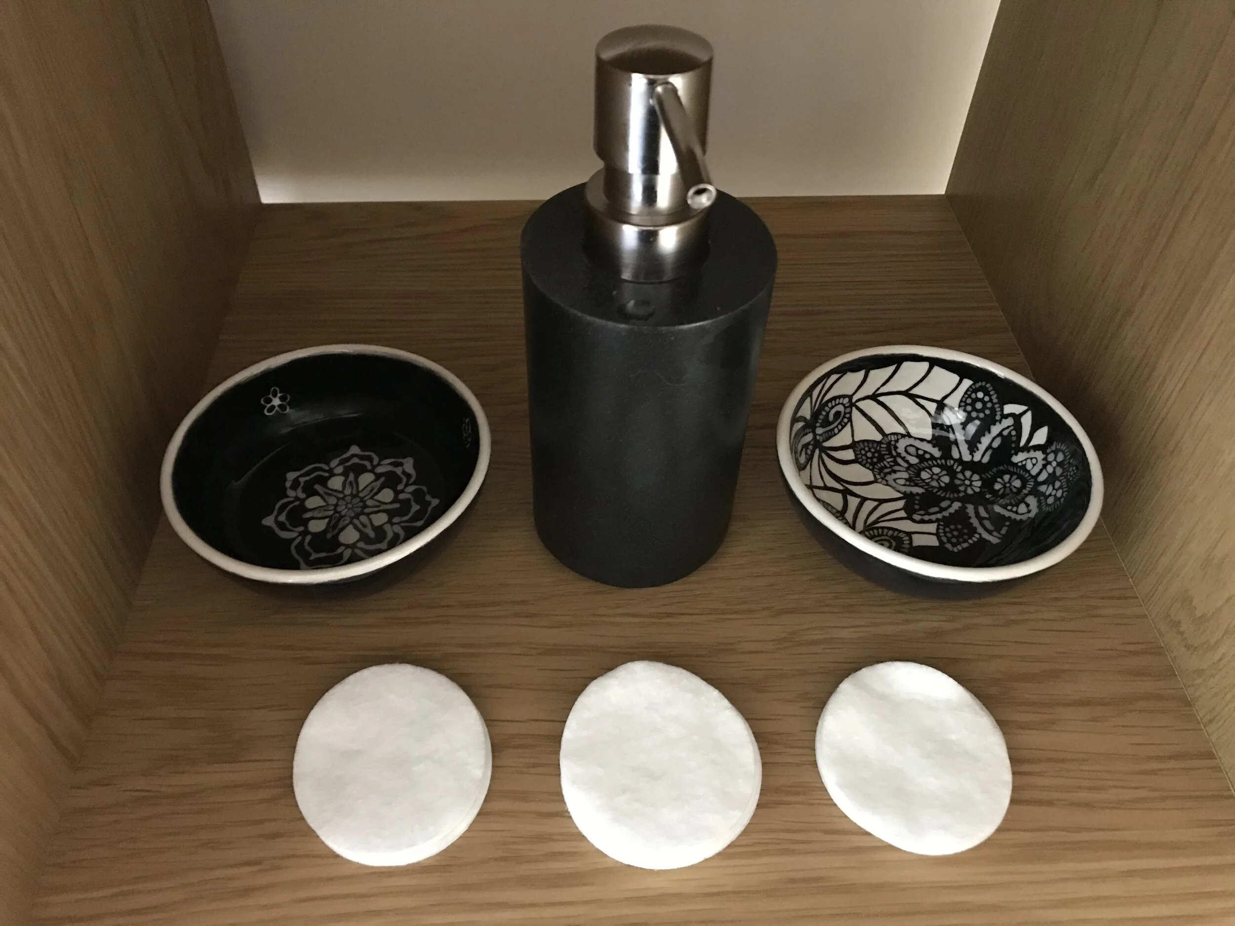 oli and bowl.jpg